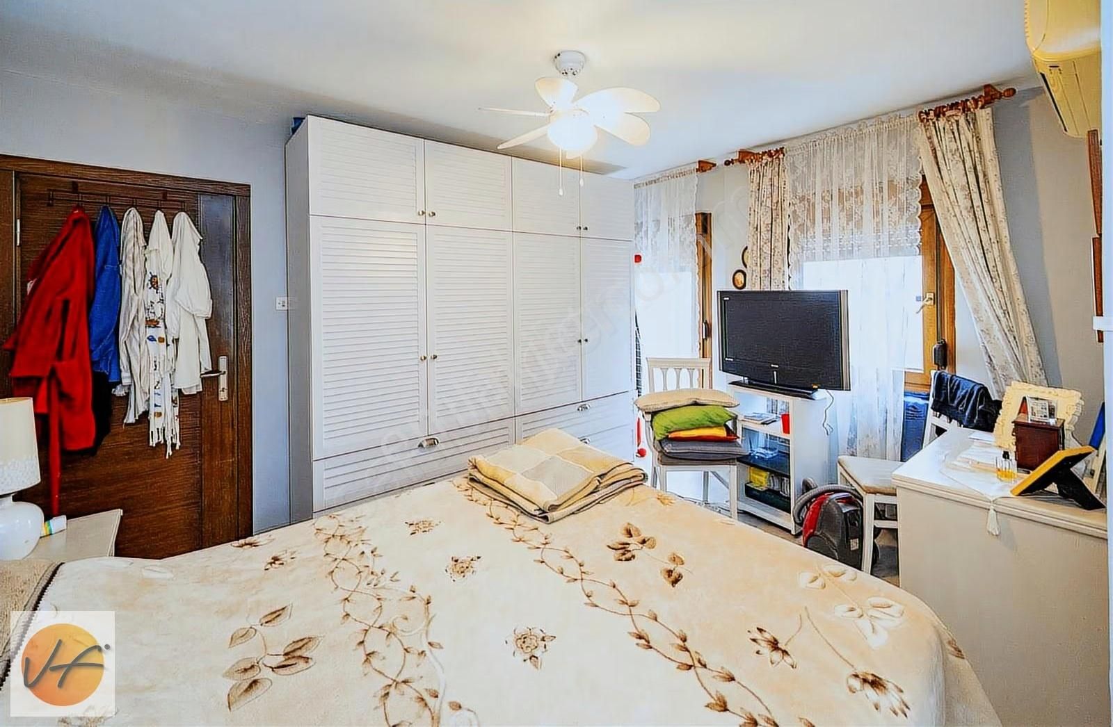 Urla İskele Yelkenkaya Sitesi'nde Satıklık 3+1 Özel Villa - Görsel 8