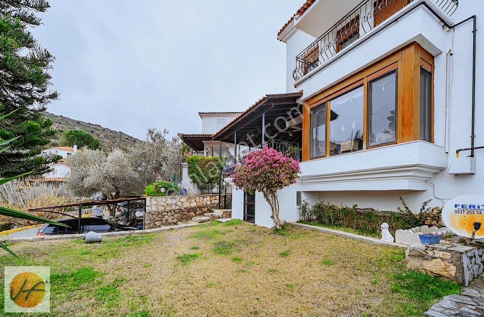 Urla İskele Yelkenkaya Sitesi'nde Satıklık 3+1 Özel Villa - Görsel 21