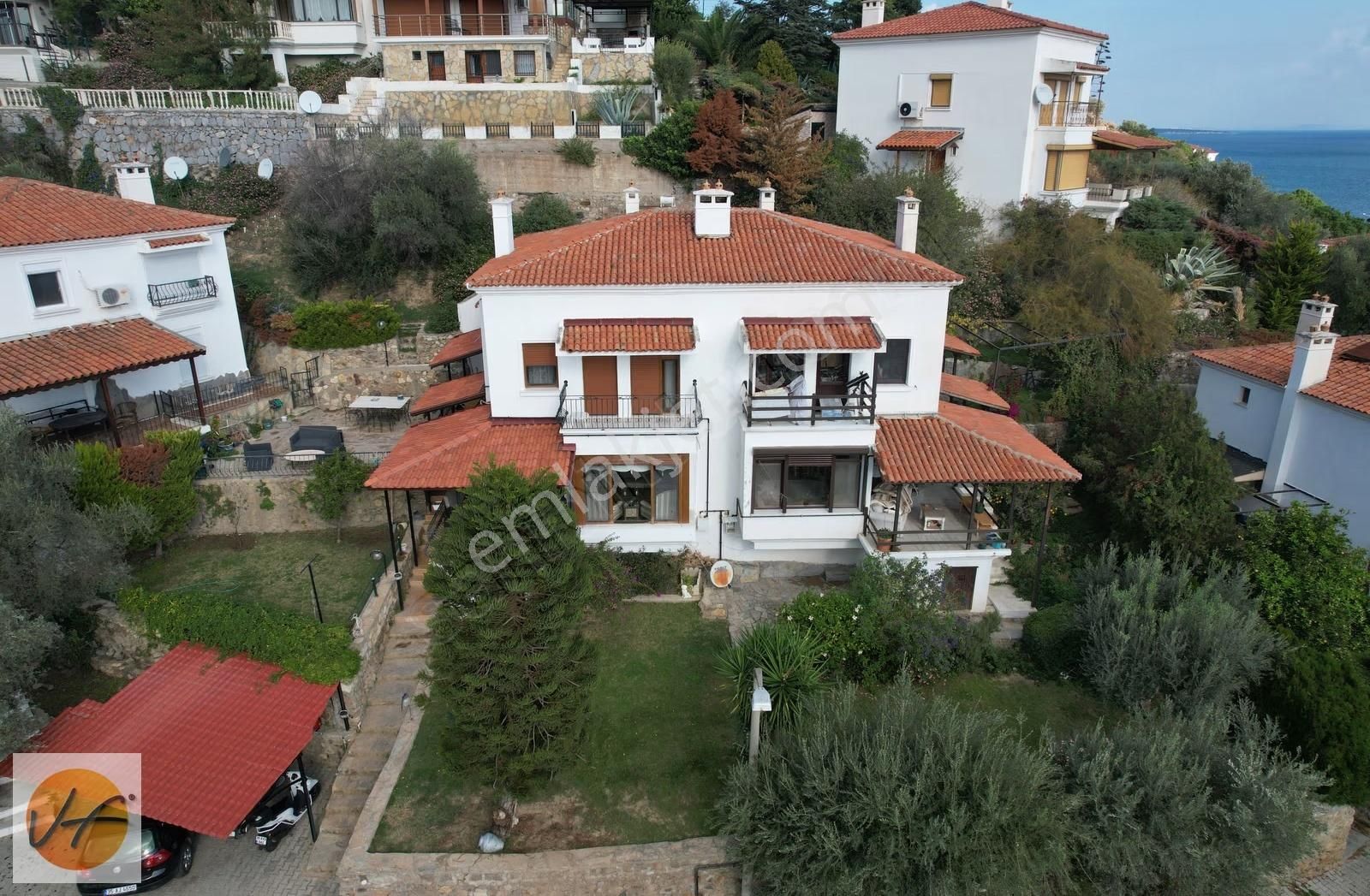 Urla İskele Yelkenkaya Sitesi'nde Satıklık 3+1 Özel Villa - Görsel 3