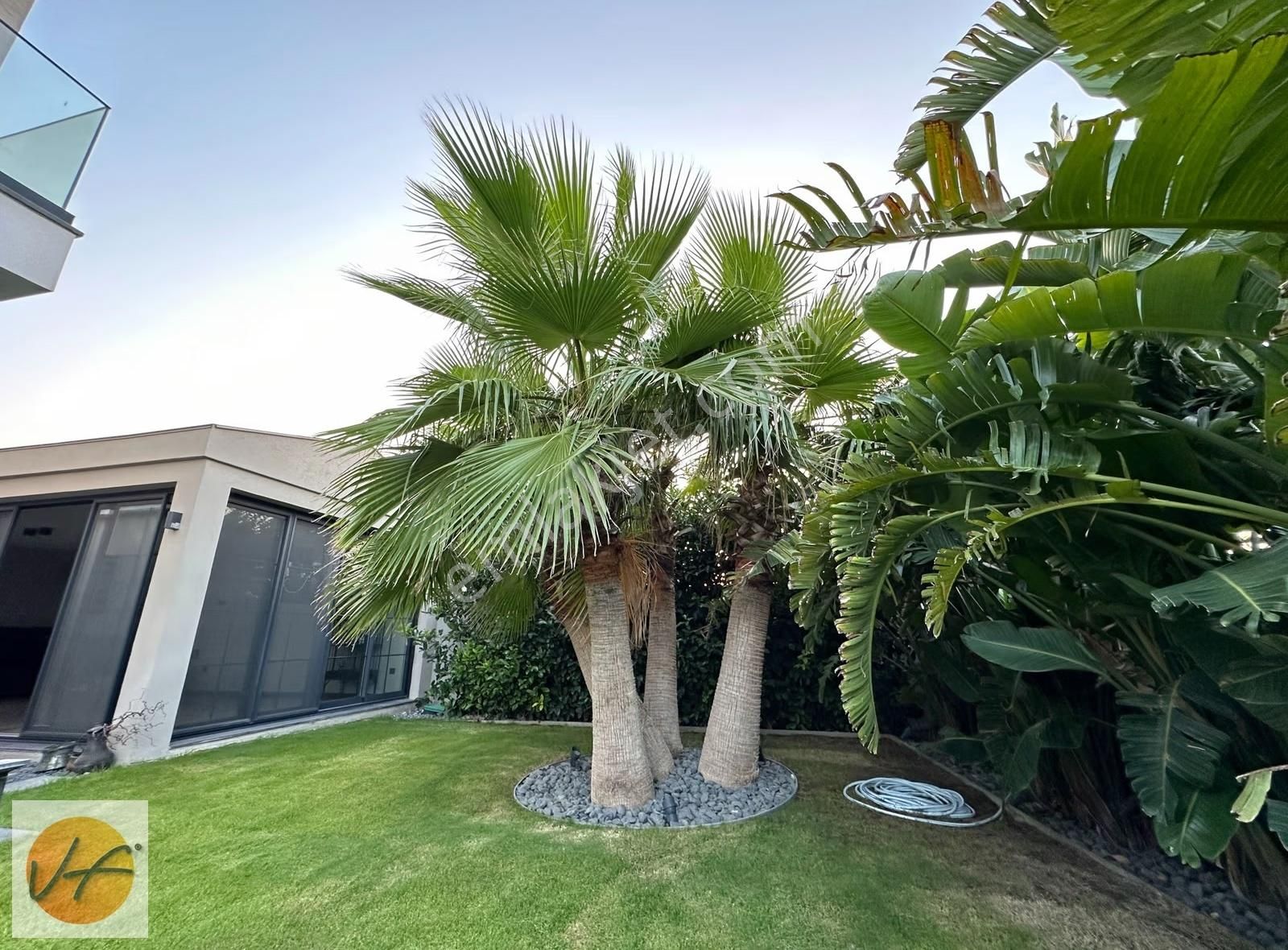 Çeşme Dalyanda Müstakil Havuzlu Satılık 4+1 Villa - Görsel 29