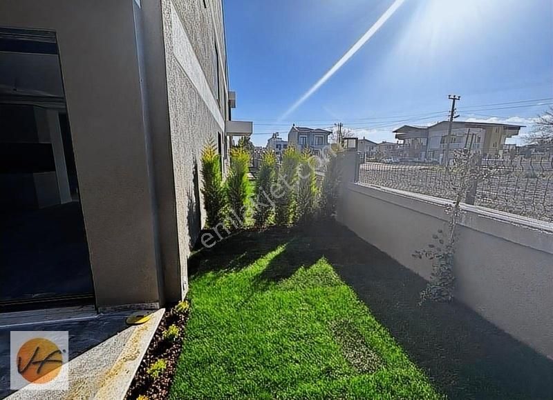 Urla Atatürk Mahallesinde 4+1 Satılık Triplex Villa - Görsel 2