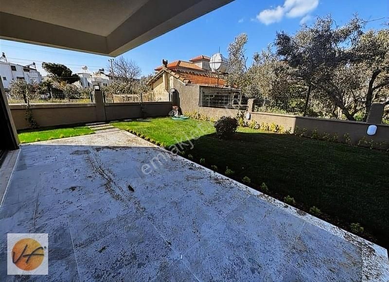 Urla Atatürk Mahallesinde 4+1 Satılık Triplex Villa - Görsel 14