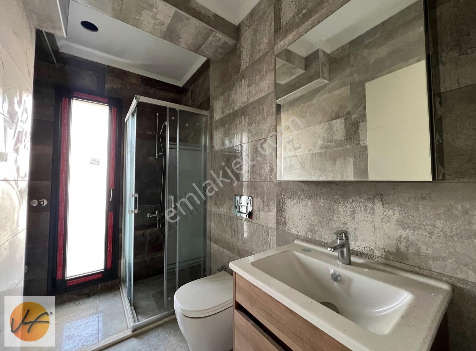 Urla Atatürk Mahallesi'nde Satılık 5+1 Satılık Villa - Görsel 9