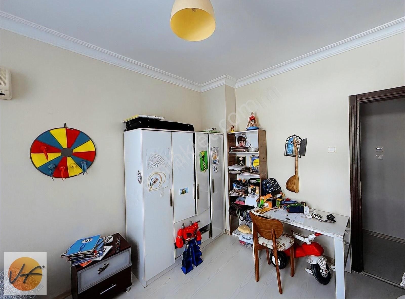 Karşıyaka Donanmacı Mahallesi Merkezi Konumda 3+1 Satılık Daire - Görsel 11