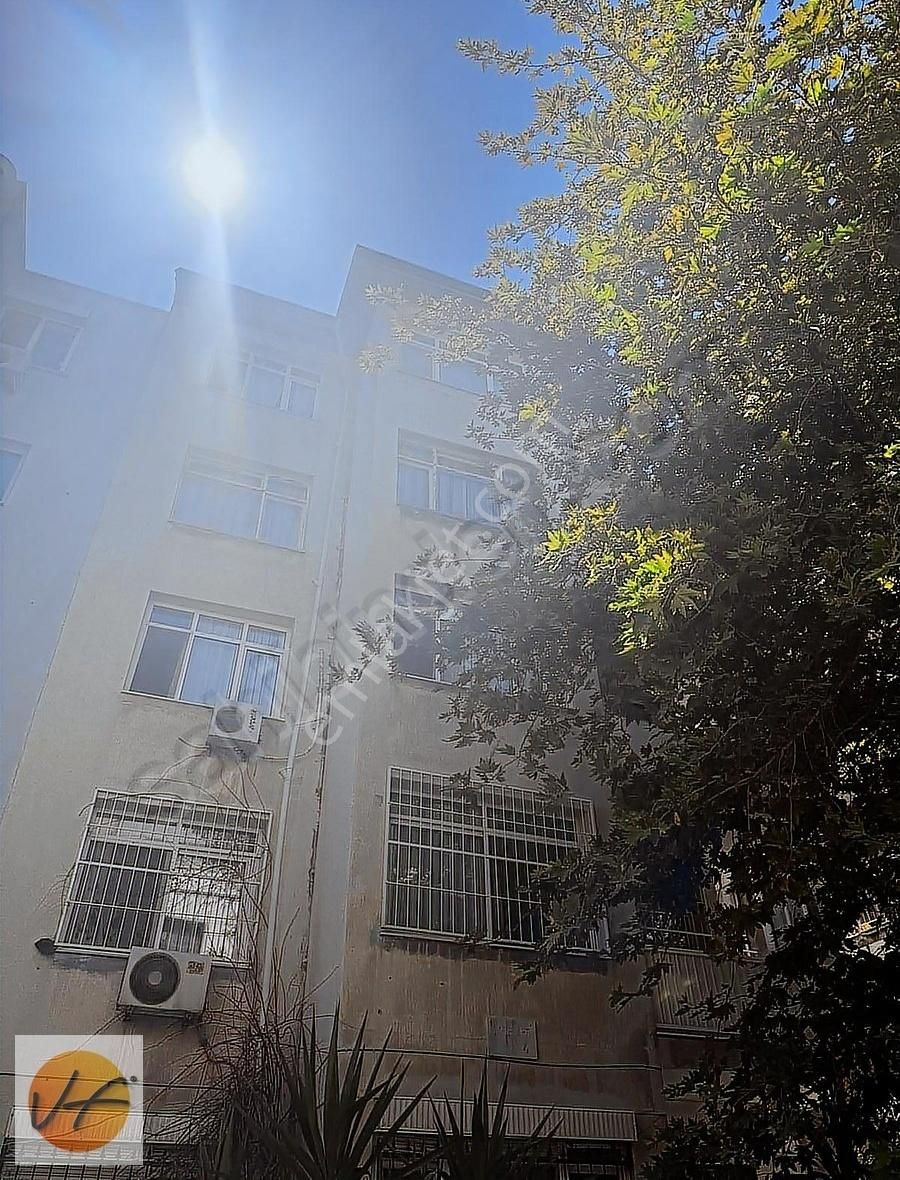 Karşıyaka Donanmacı Mahallesi Merkezi Konumda 3+1 Satılık Daire - Görsel 9