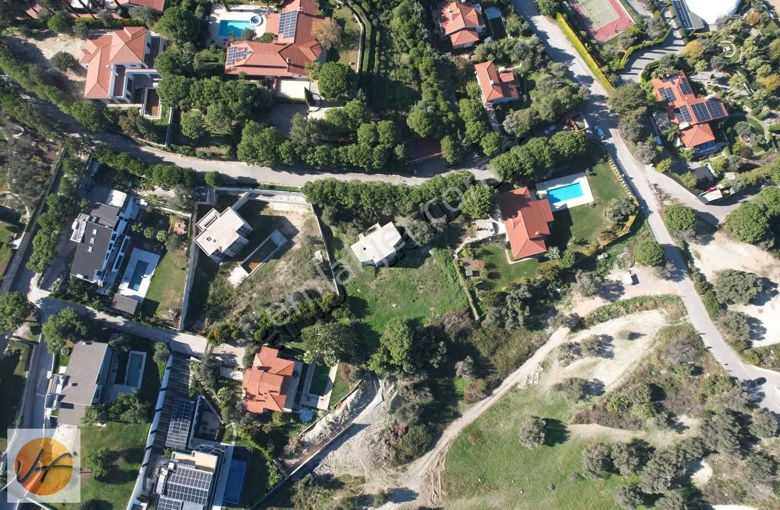 Urla Kekliktepe Sefaköy Sitesinde Satılık Villa Ve Arsası - Görsel 4