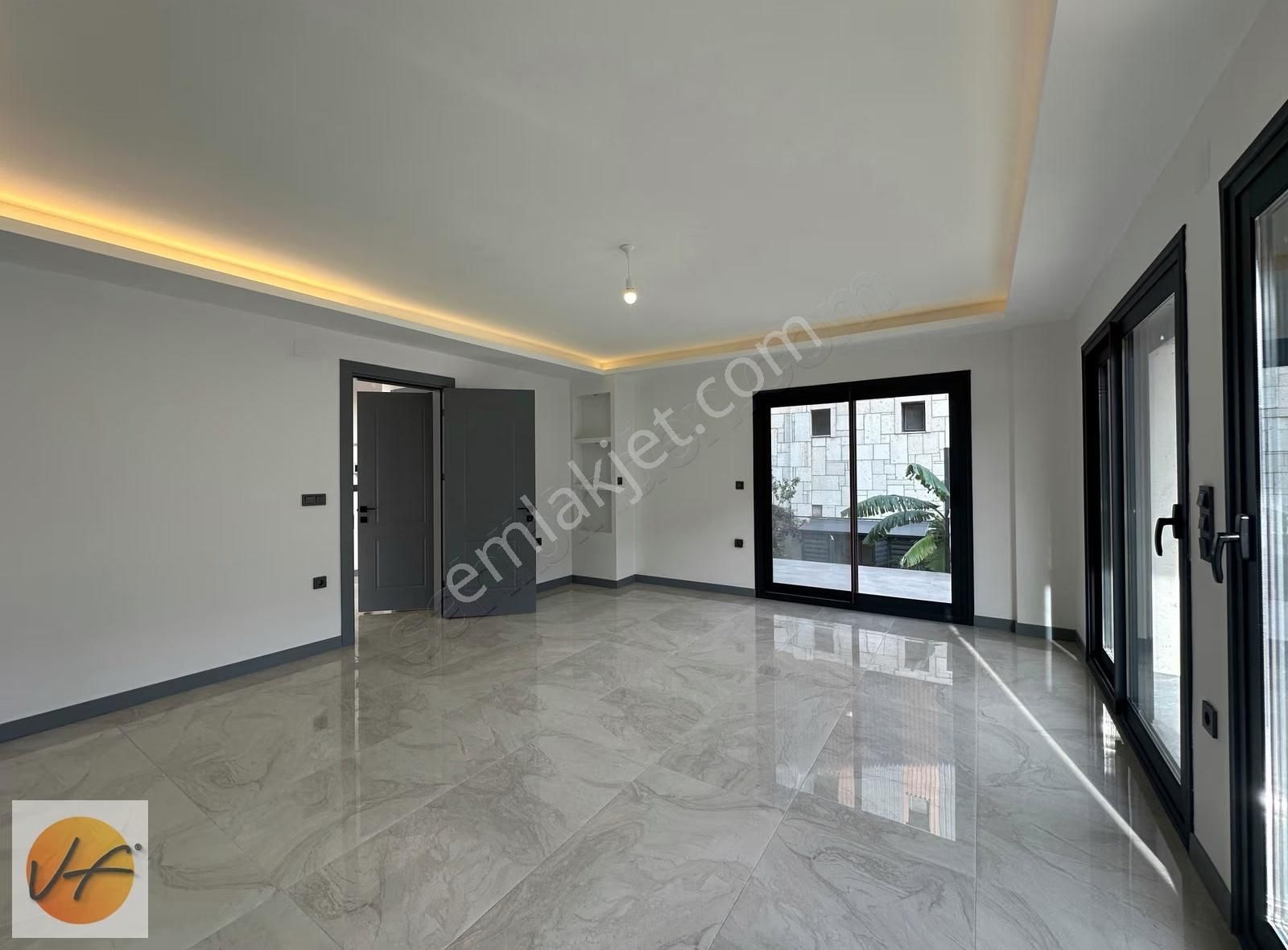 Urla Kalabakta Müstakil 3+2 Satılık Villa - Görsel 29