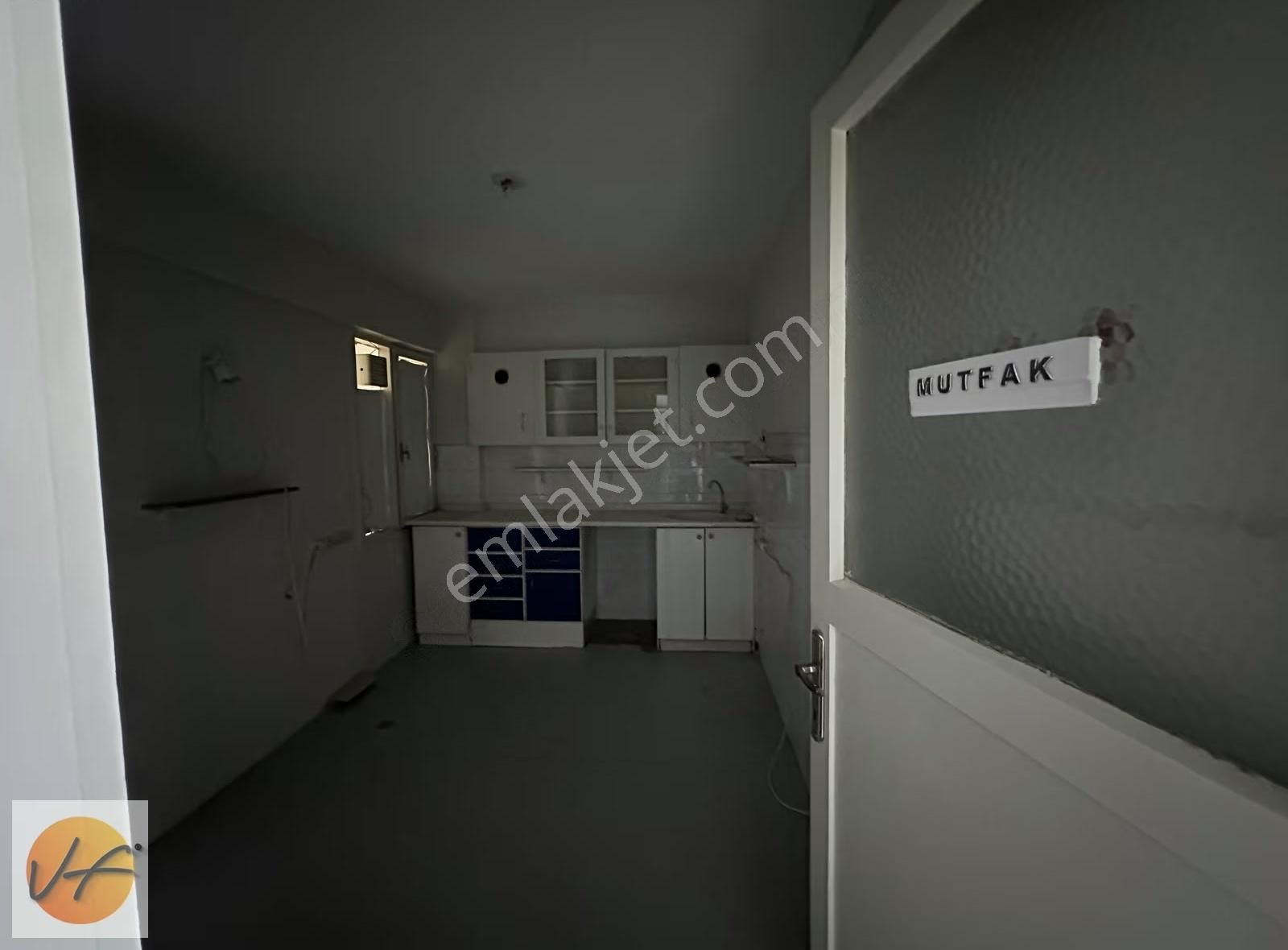 Buca Şirinyer İşçievleri Işıklarda Satılık 3+1 Daire - Görsel 18