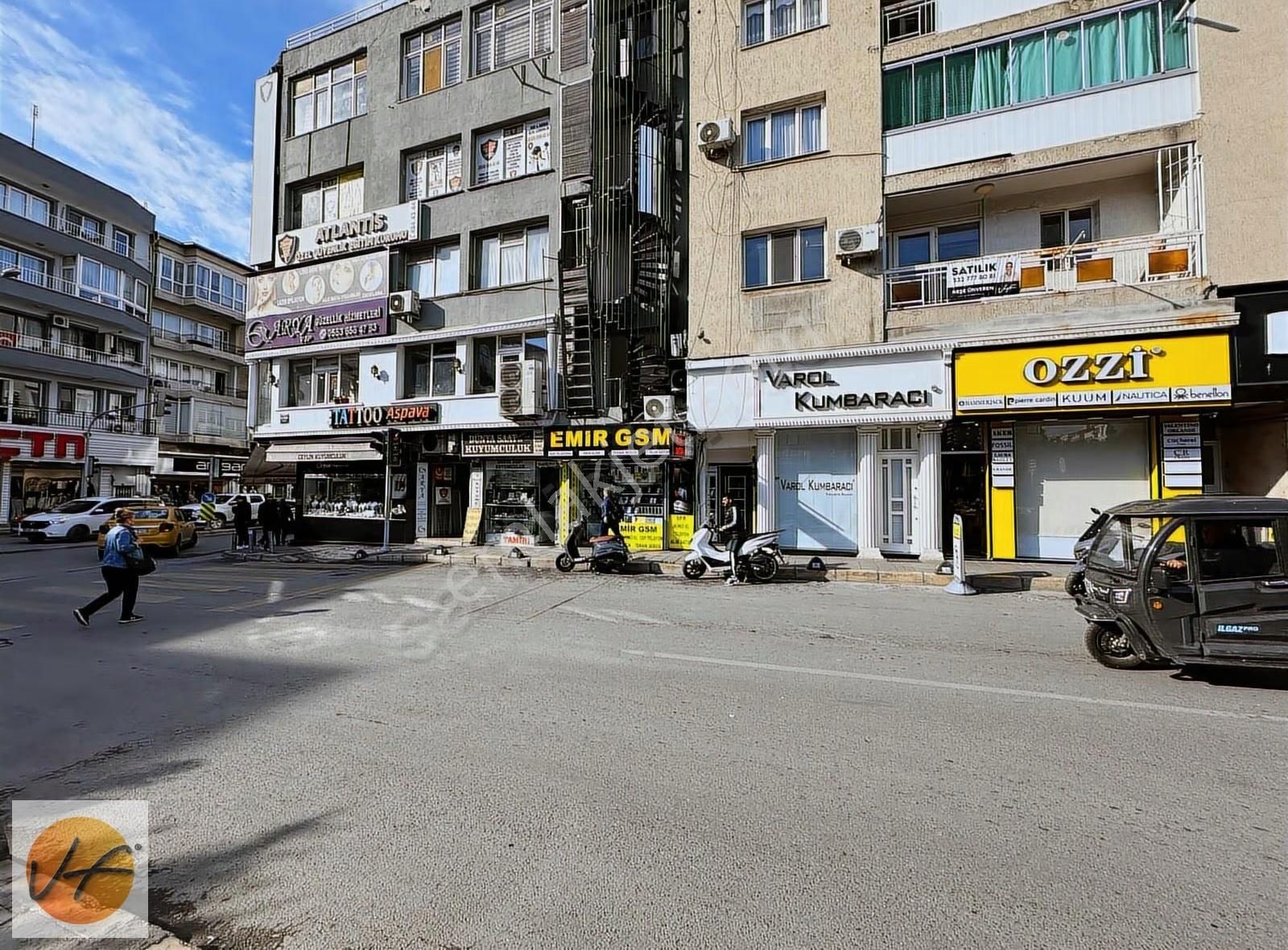 Buca Şirinyer İşçievleri Işıklarda Satılık 3+1 Daire