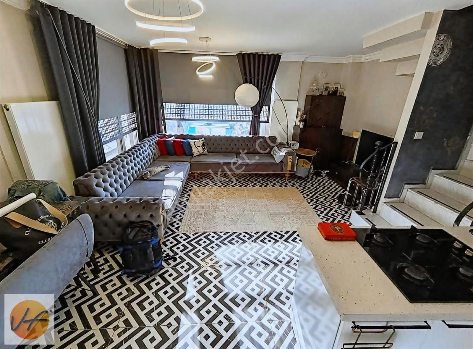 Yeni Foça Marina Üstünde Deniz Manzaralı Havuzlu Satılık Villa - Görsel 6