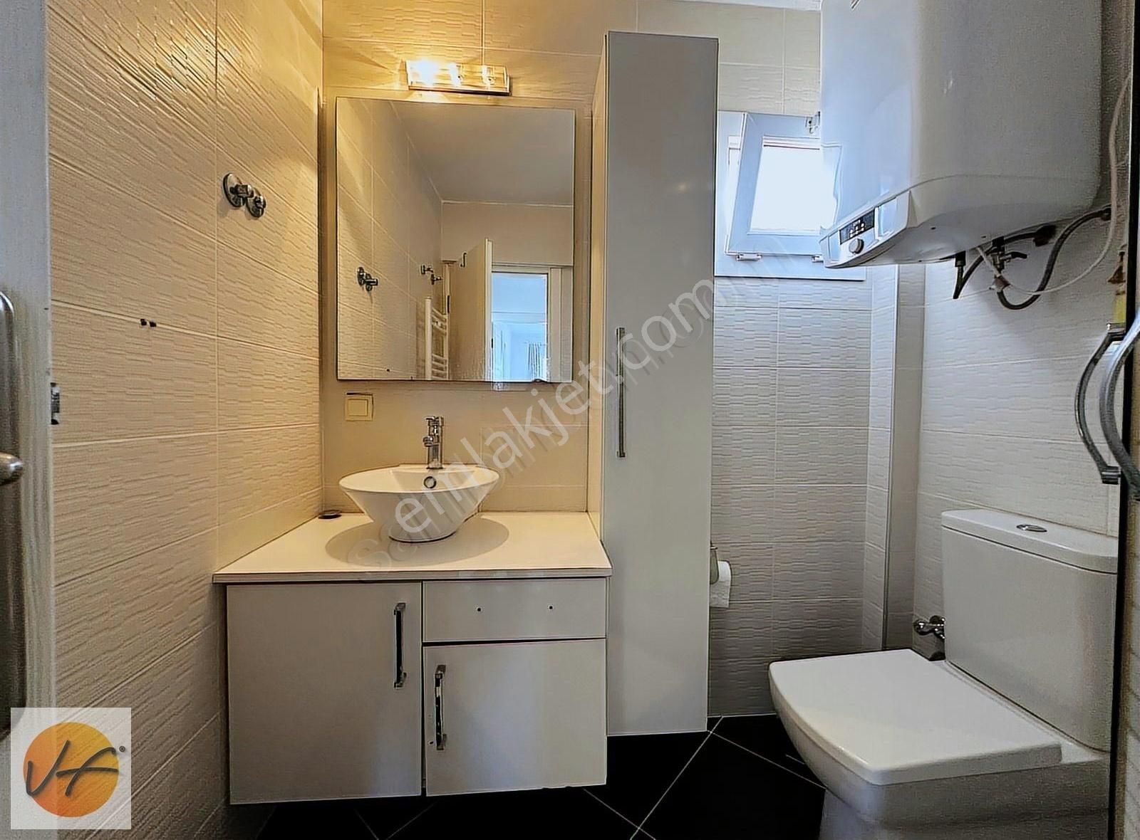 Çeşme Dalyan'da Denize Sıfır Site İçinde 4+1 Satılık Villa - Görsel 9