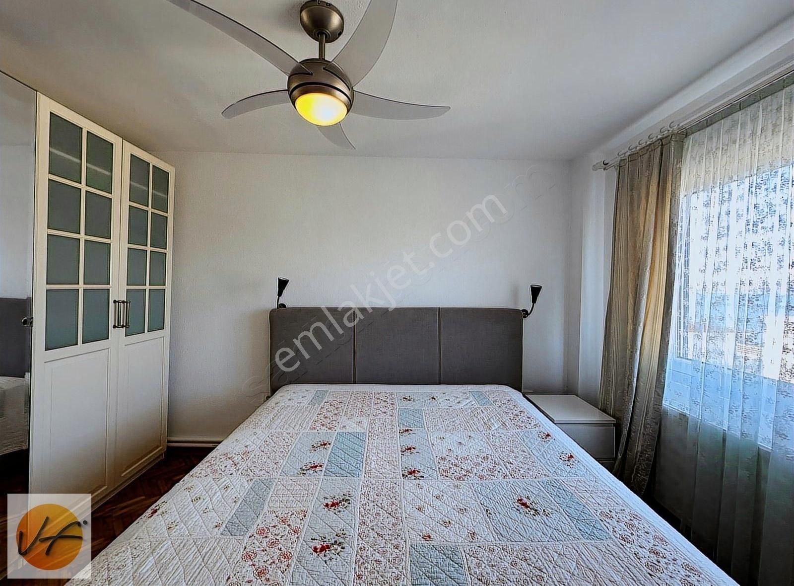 Çeşme Dalyan'da Denize Sıfır Site İçinde 4+1 Satılık Villa - Görsel 11