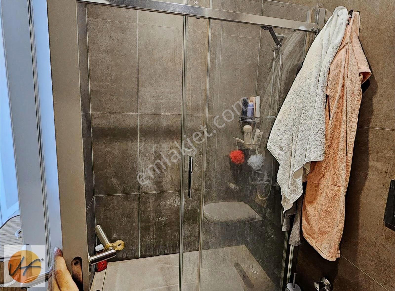 Varyant Plus Karşıyaka Sitesinde 2+1 Ebeveyn Banyolu Daire - Görsel 3