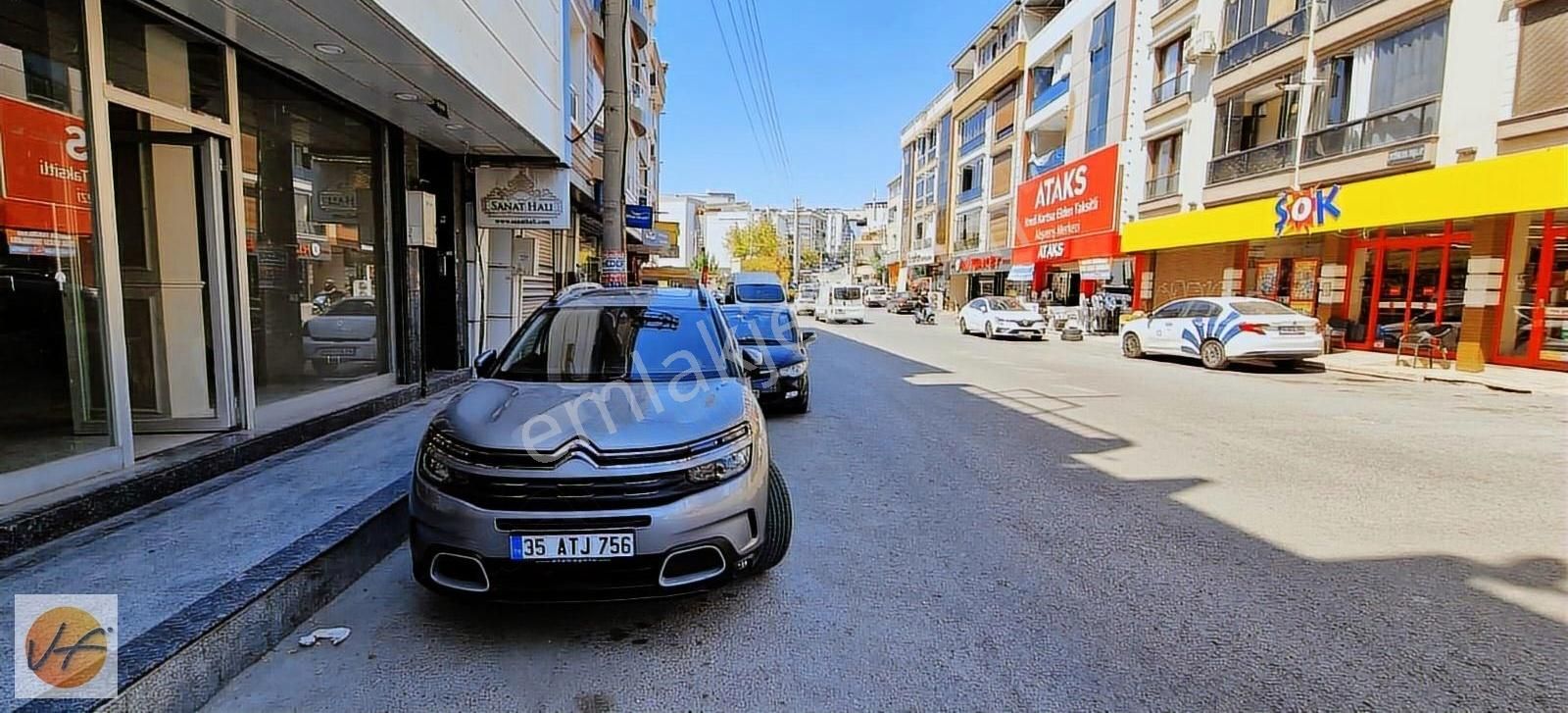 İzmir Buca Ufuk Mahallesinde Asma Katlı Satılık Dükkan - Görsel 3