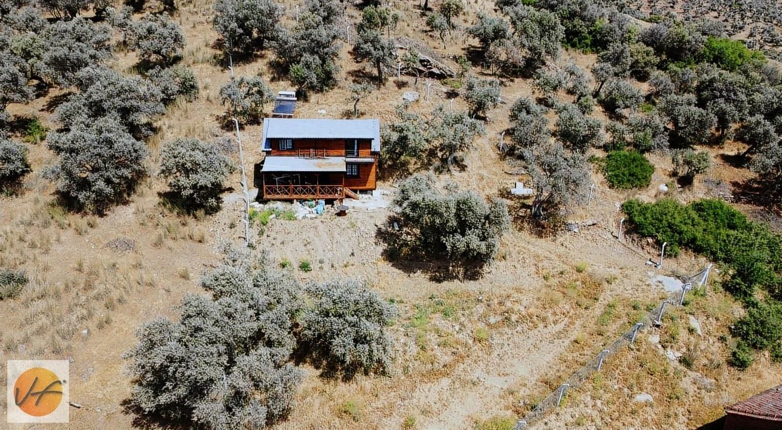 Bayındır Elifli Köyü İçerisinde Ahşap Evi Olan Satılık Tarla - Görsel 10