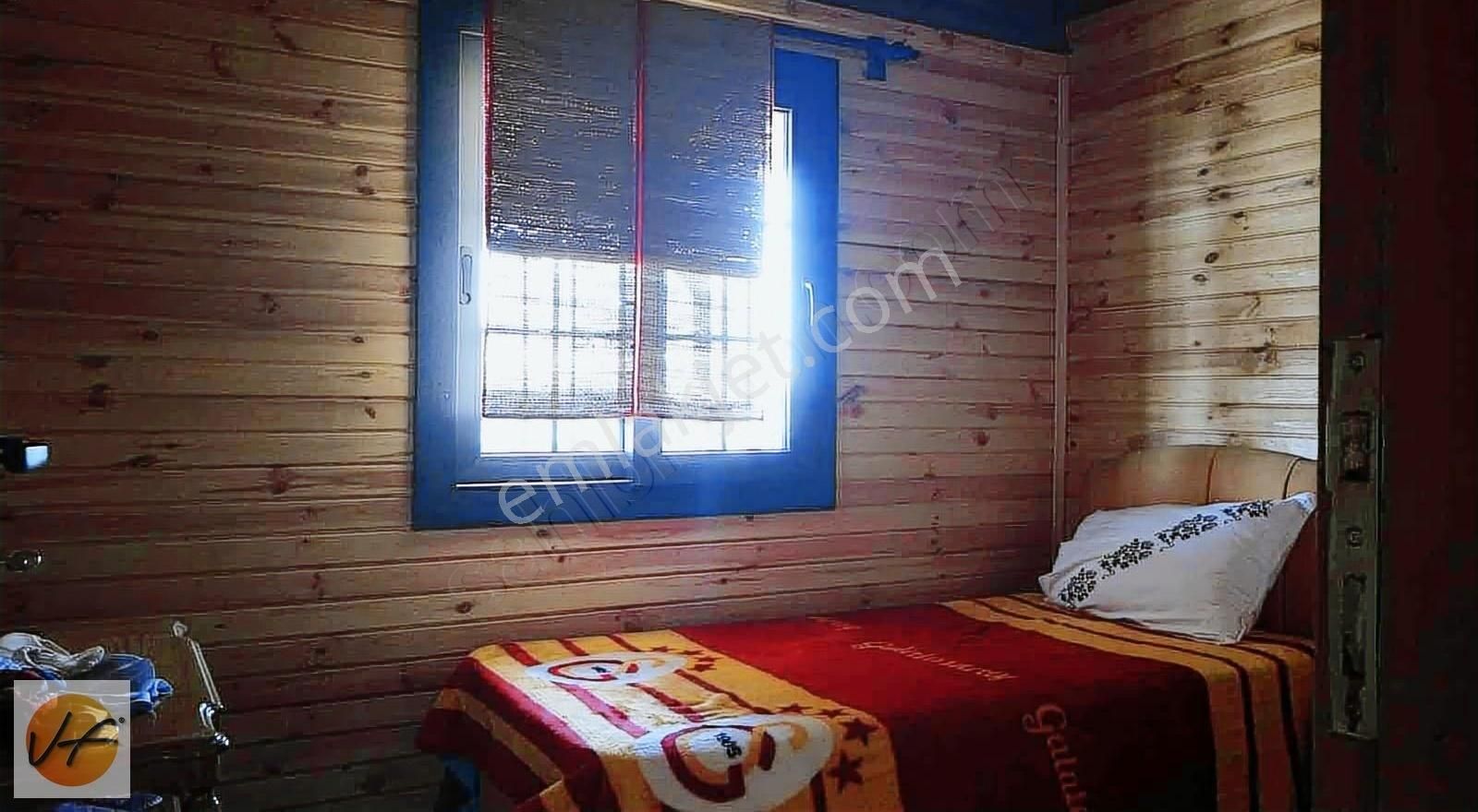 Bayındır Elifli Köyü İçerisinde Ahşap Evi Olan Satılık Tarla - Görsel 11