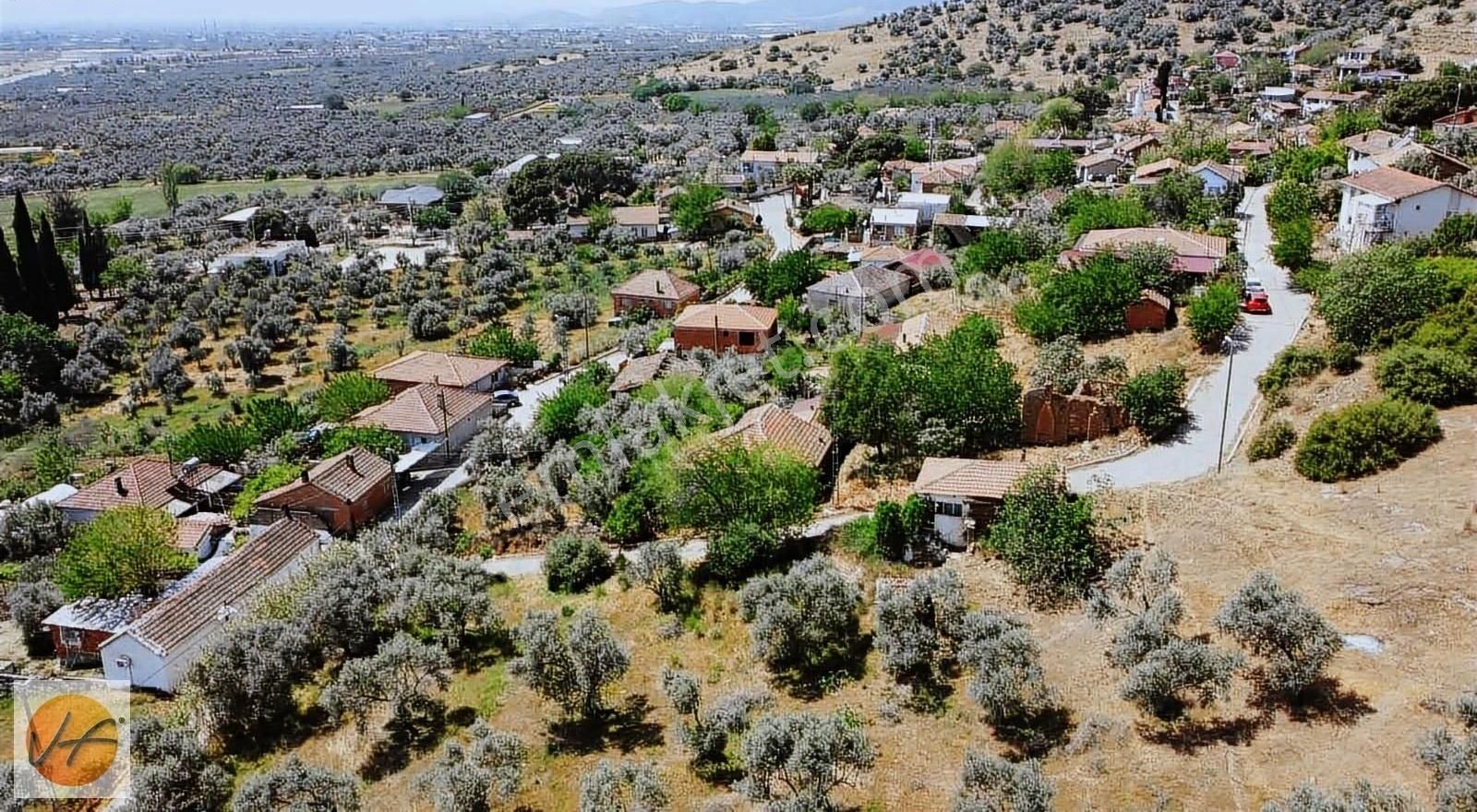 Bayındır Elifli Köyü İçerisinde Ahşap Evi Olan Satılık Tarla - Görsel 12