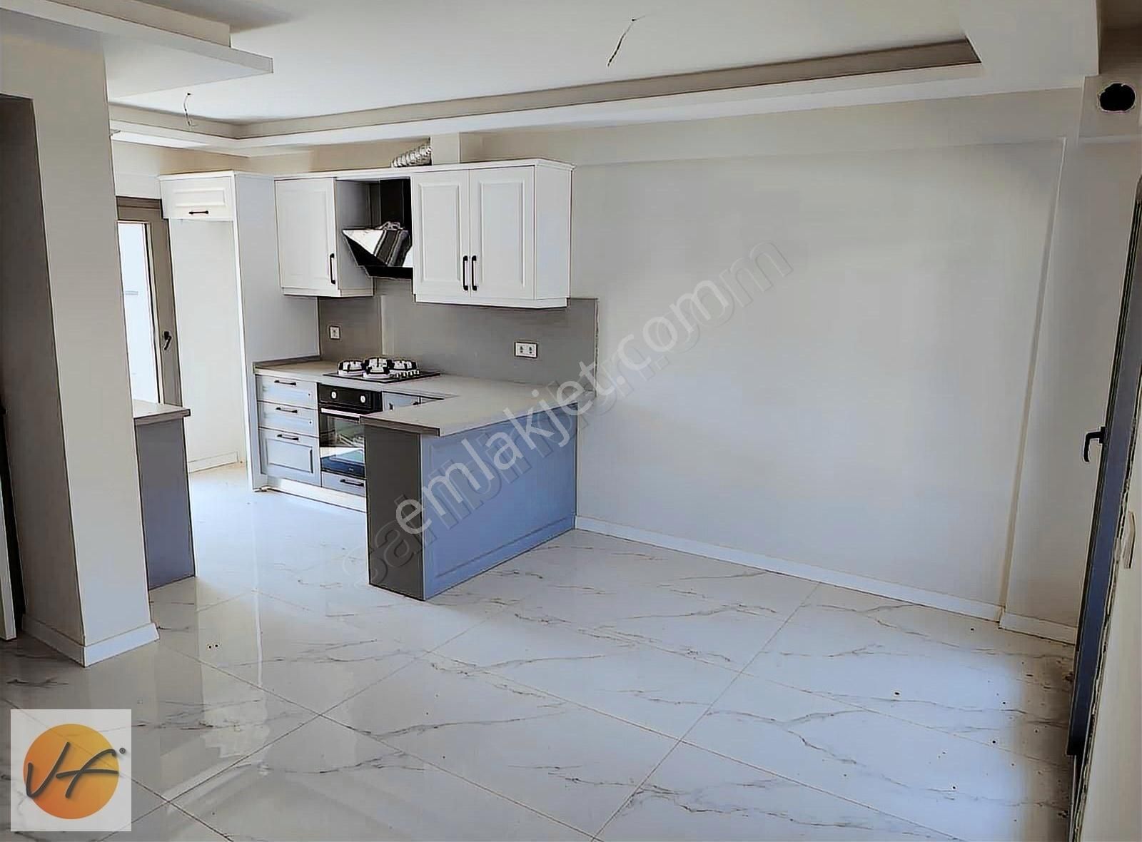 Bağarasında Havuzlu Sitede Satılık 2+1 Dubleks Villa - Görsel 23