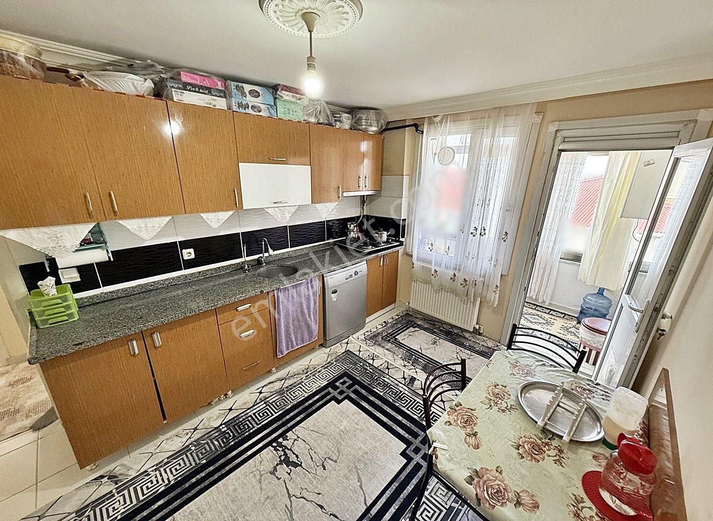 Geniş Aileler İçin İdeal! İstiklal Caddesinde 4+1 Satılık Daire!! - Görsel 24