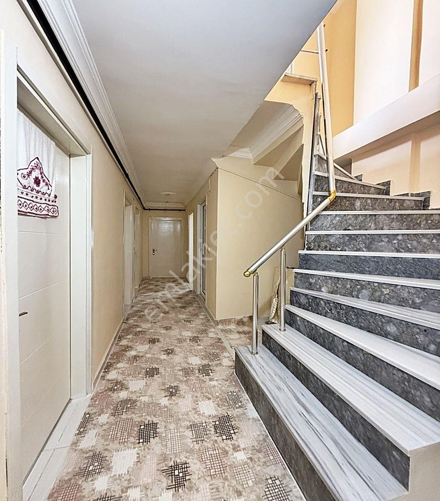 Geniş Aileler İçin İdeal! İstiklal Caddesinde 4+1 Satılık Daire!! - Görsel 13