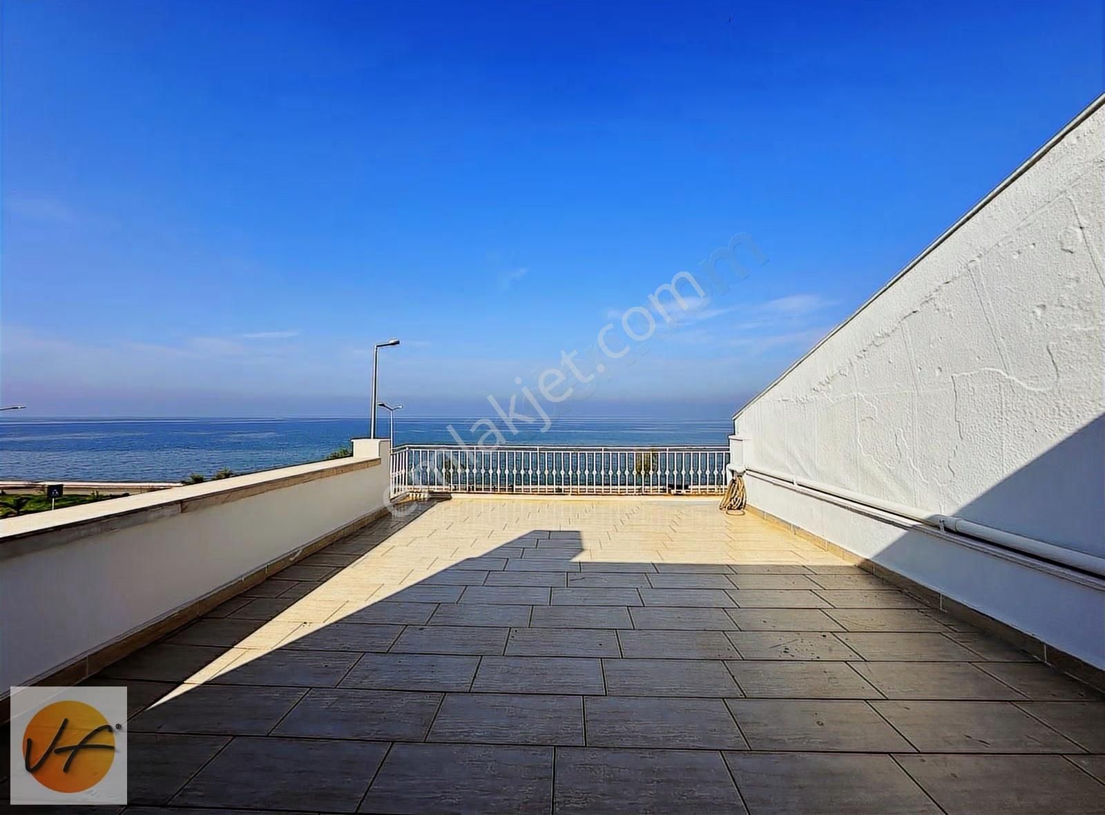 Narlıdere Limanreiste Denize Sıfır Deniz Manzaralı Satılık Villa - Görsel 8