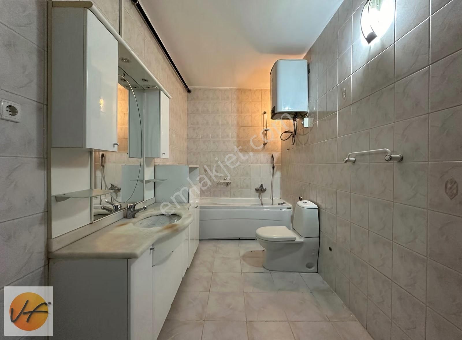 Narlıdere Limanreiste Denize Sıfır Deniz Manzaralı Satılık Villa - Görsel 18