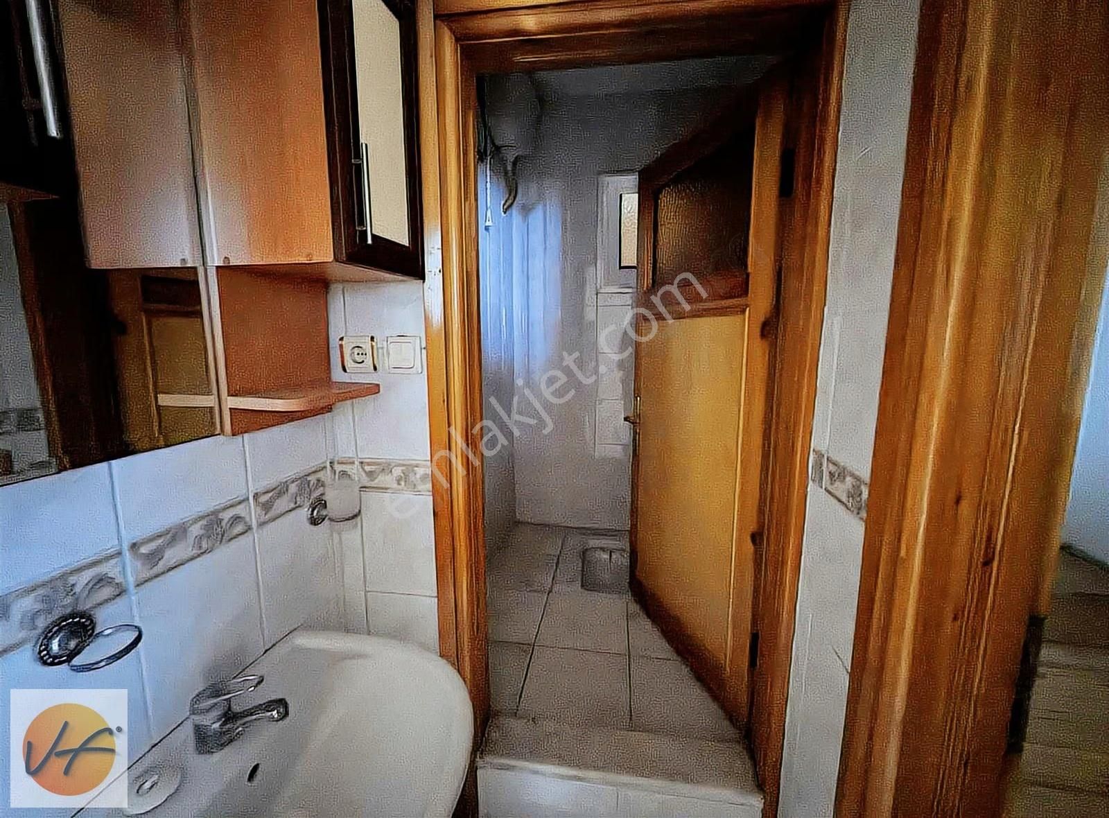 Gümüşpalada Merkeze Yakın 3 Katlı Satılık Komple Bina - Görsel 18