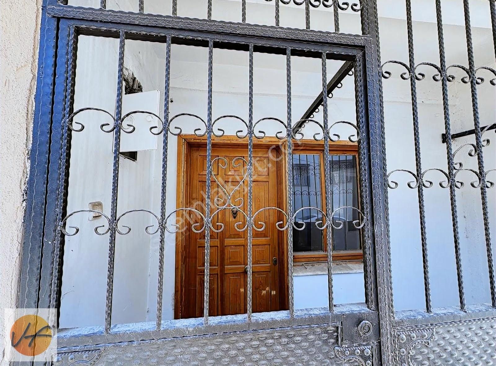 Gümüşpalada Merkeze Yakın 3 Katlı Satılık Komple Bina - Görsel 3