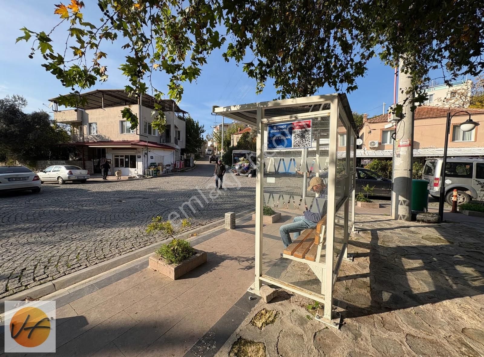 Urla Özbekte Satılık 3+1 Villa