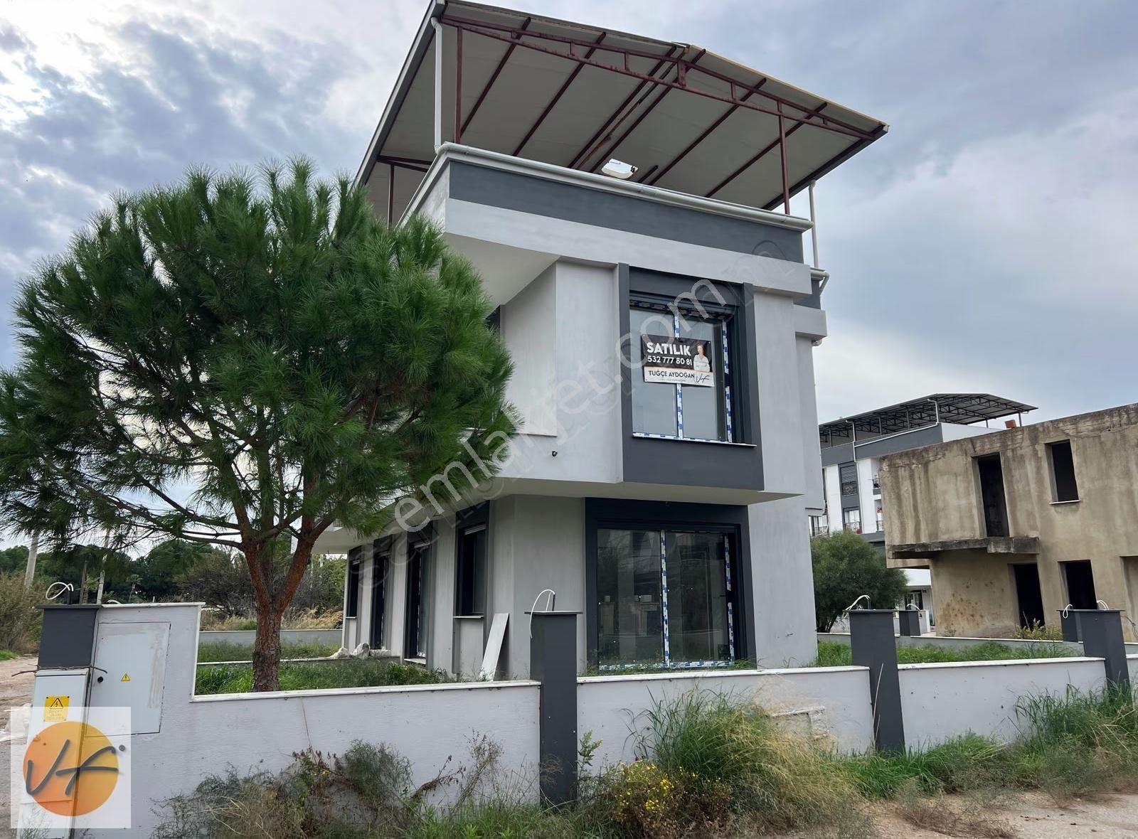 Doğanbey'de Yaz Kış Oturulabilecek Merkezi Satılık Villa - Görsel 25