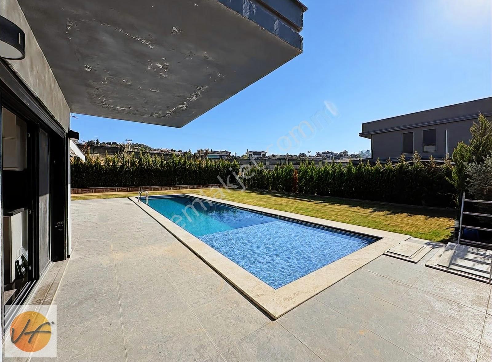 Urla Kekliktepede 1000 M2 Arsa İçerisinde Satılık 3+2 Villa - Görsel 17