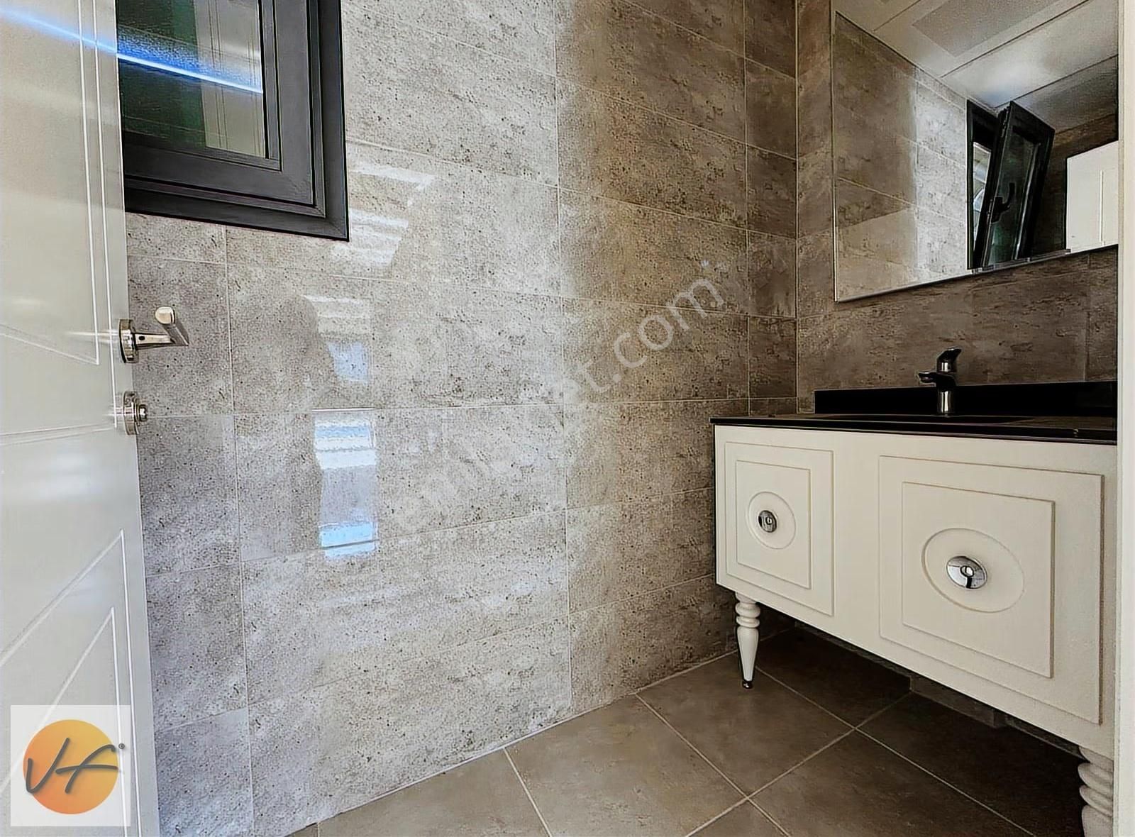 Urla Kekliktepede 1000 M2 Arsa İçerisinde Satılık 3+2 Villa - Görsel 32