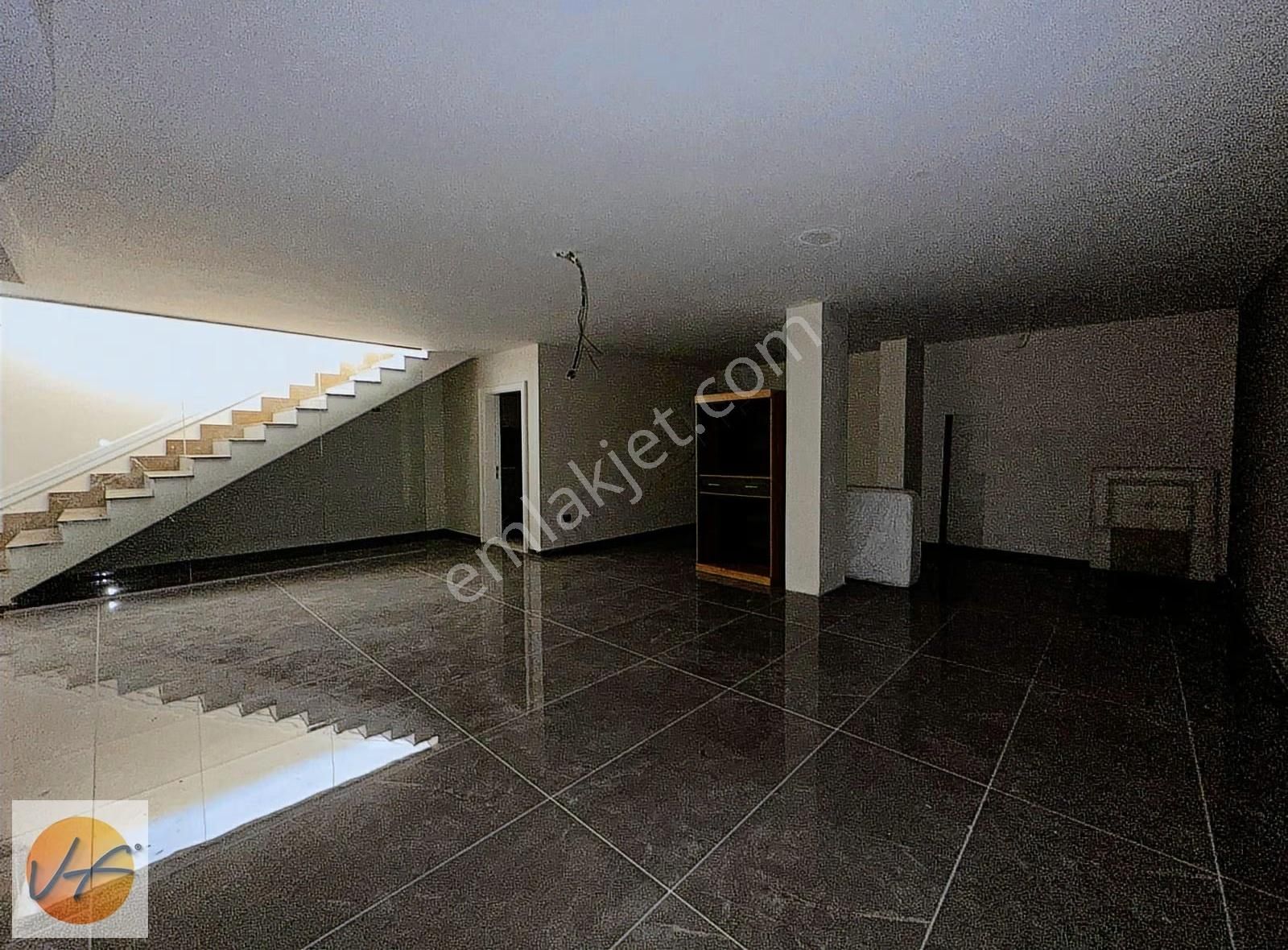 Urla Kekliktepede 1000 M2 Arsa İçerisinde Satılık 3+2 Villa - Görsel 34