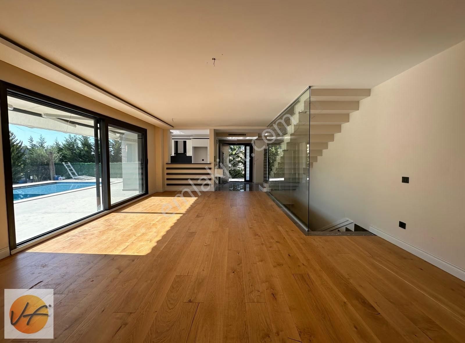 Urla Kekliktepede 1000 M2 Arsa İçerisinde Satılık 3+2 Villa - Görsel 5