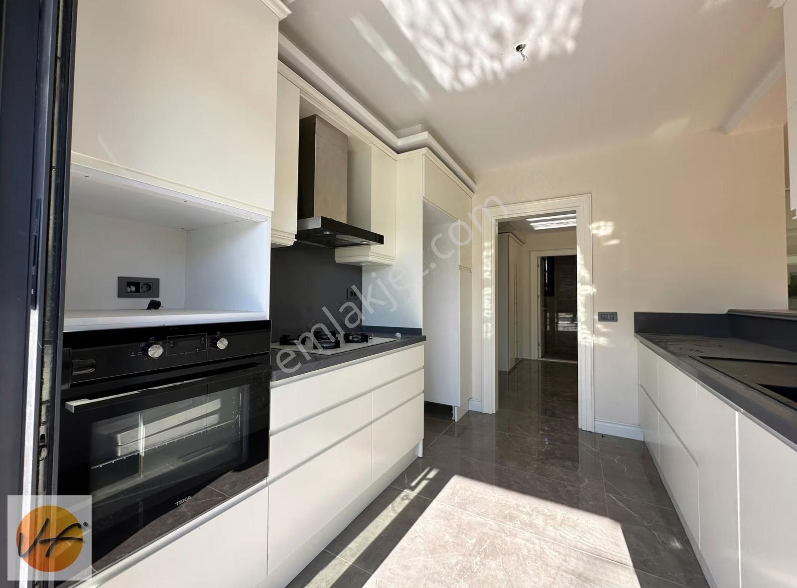 Urla Kekliktepede 1000 M2 Arsa İçerisinde Satılık 3+2 Villa - Görsel 35