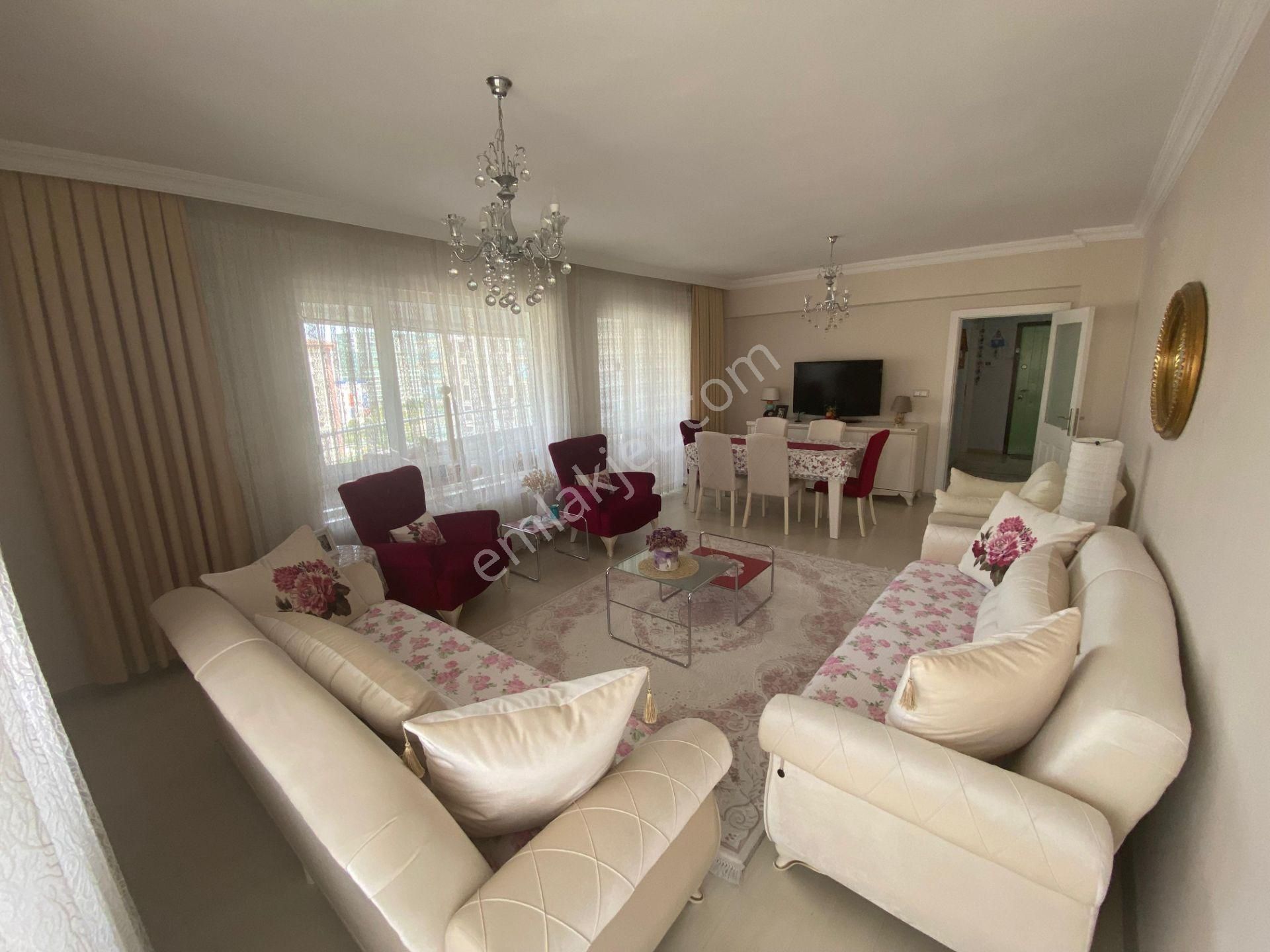 Yenimahalle Çakırlar Mahallesi Babaocağı Sitesi 3+1 Satılık Konut