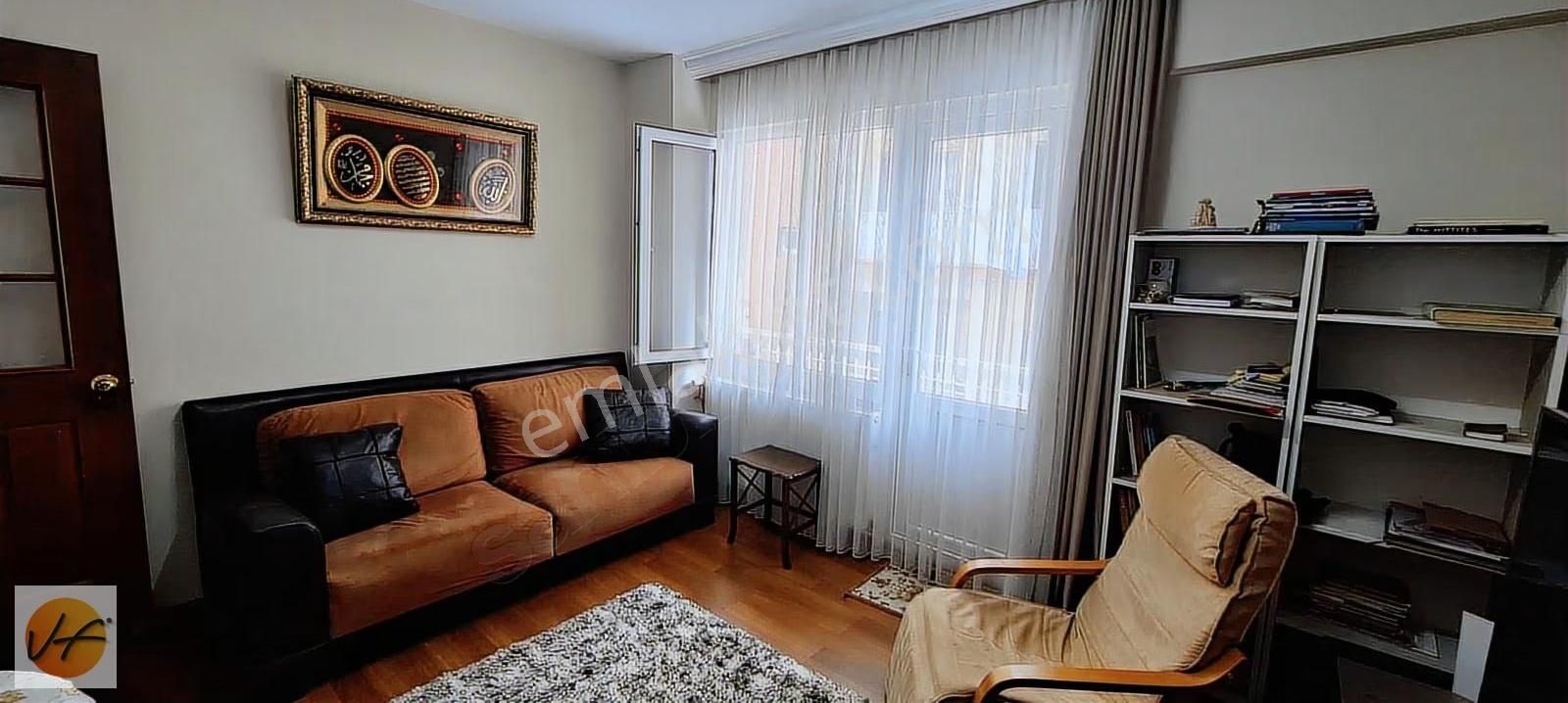 İzmir Balçova Fevzi Çakmak Mahallesinde3+1 Bakımlı Satılık Daire - Görsel 8