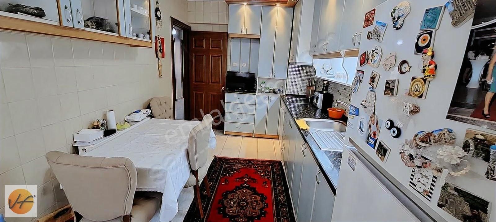 İzmir Balçova Fevzi Çakmak Mahallesinde3+1 Bakımlı Satılık Daire - Görsel 19