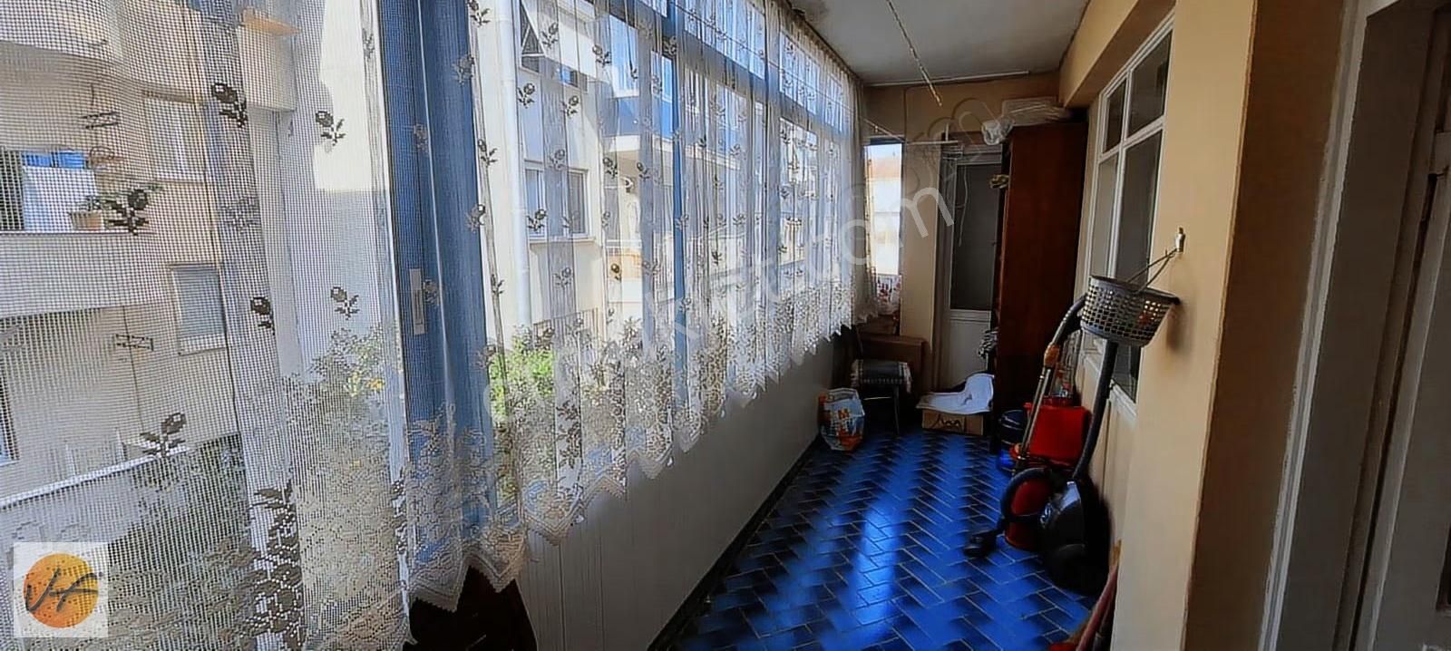 İzmir Balçova Fevzi Çakmak Mahallesinde3+1 Bakımlı Satılık Daire - Görsel 20