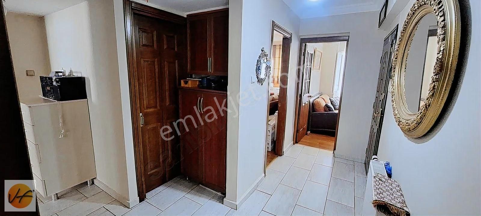 İzmir Balçova Fevzi Çakmak Mahallesinde3+1 Bakımlı Satılık Daire - Görsel 22