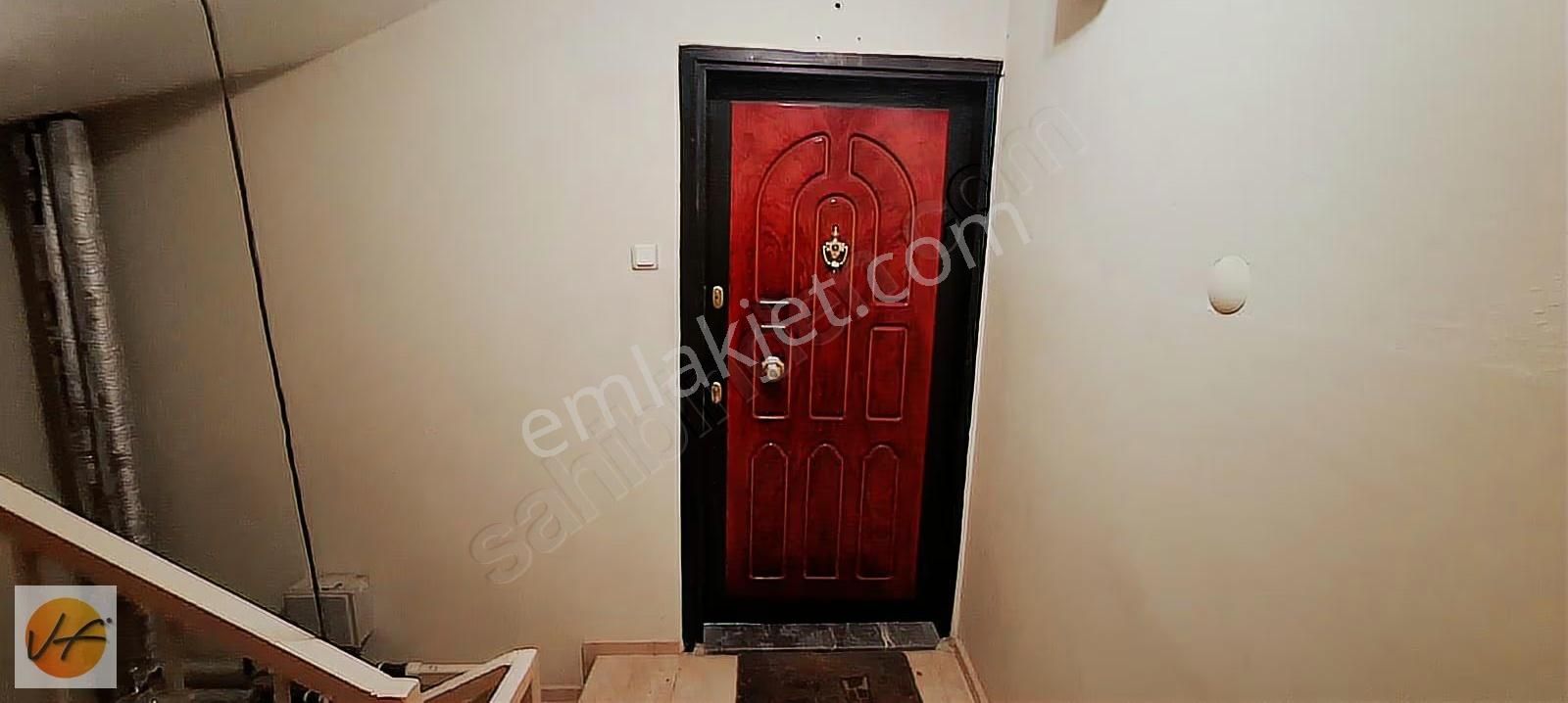 İzmir Balçova Fevzi Çakmak Mahallesinde3+1 Bakımlı Satılık Daire - Görsel 18