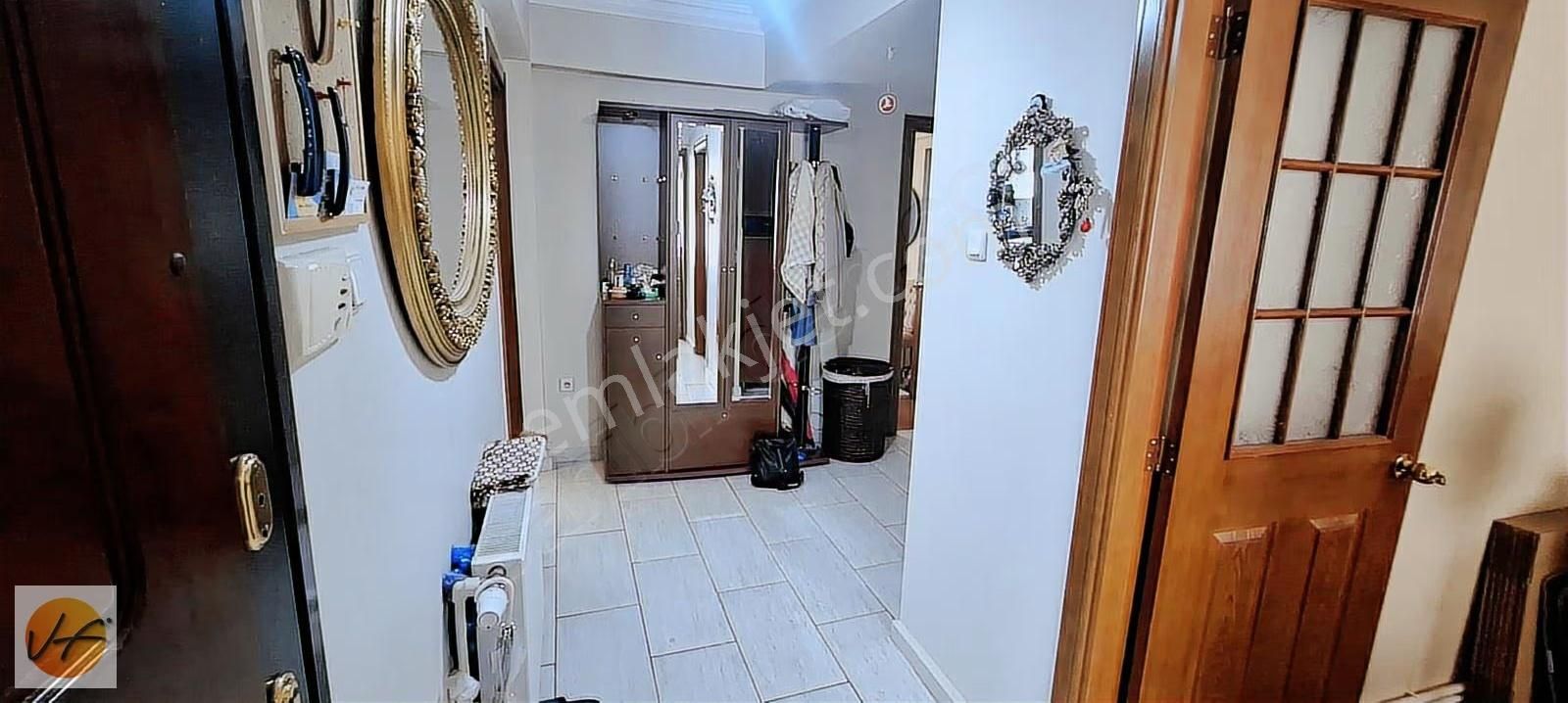 İzmir Balçova Fevzi Çakmak Mahallesinde3+1 Bakımlı Satılık Daire - Görsel 31