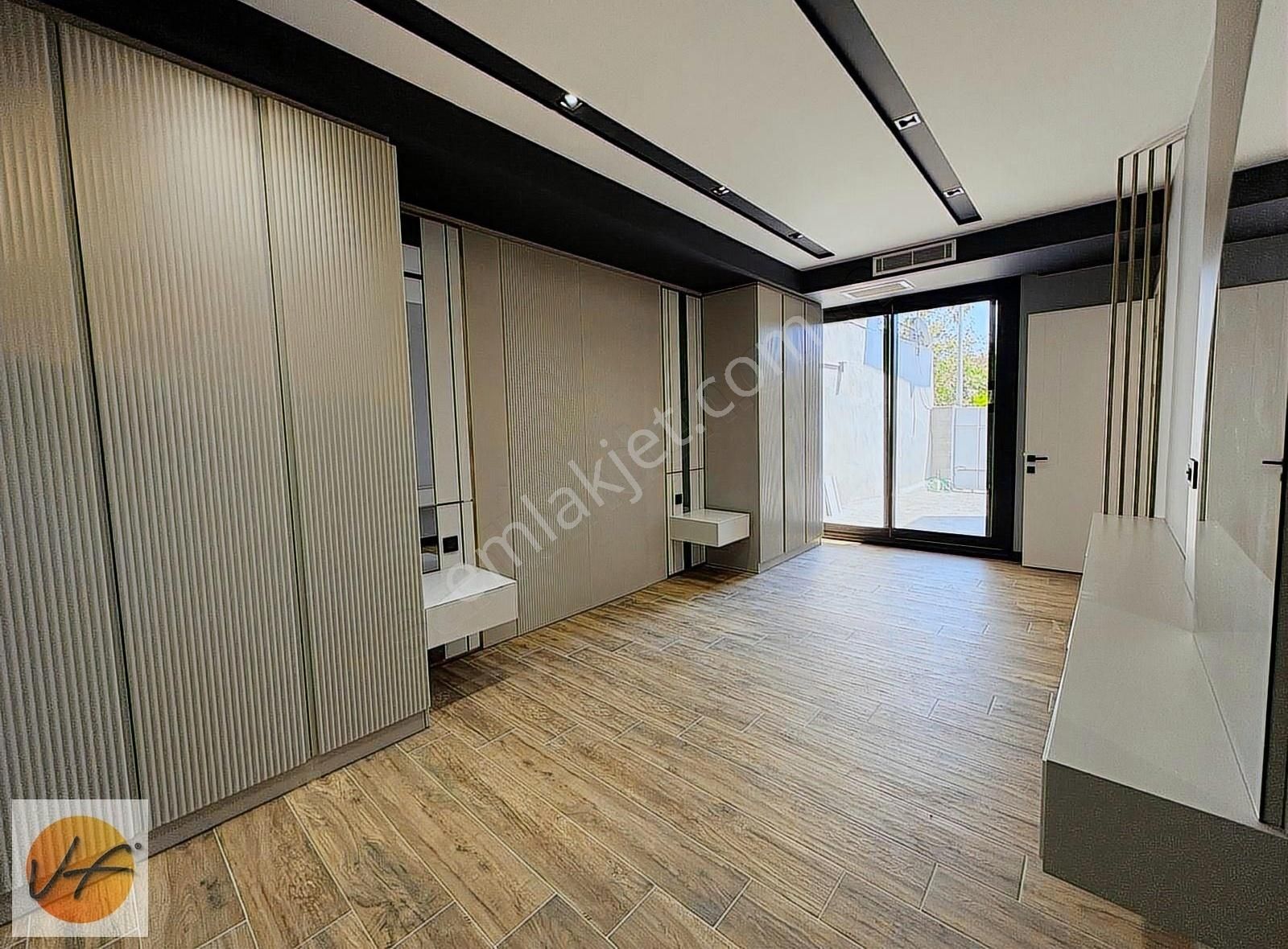 Urla Atatürk Mahallesinde Satılık 4+1 Lüks Mimari Villa - Görsel 13