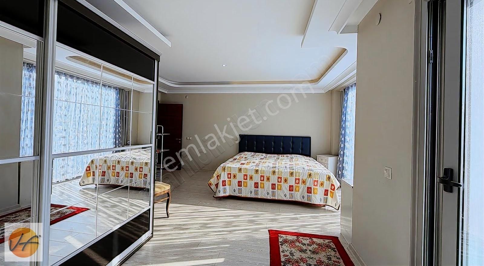 Güzelbahçe Yaka Konaklarında 5+2 Havuzlu Site İçinde Villa - Görsel 12