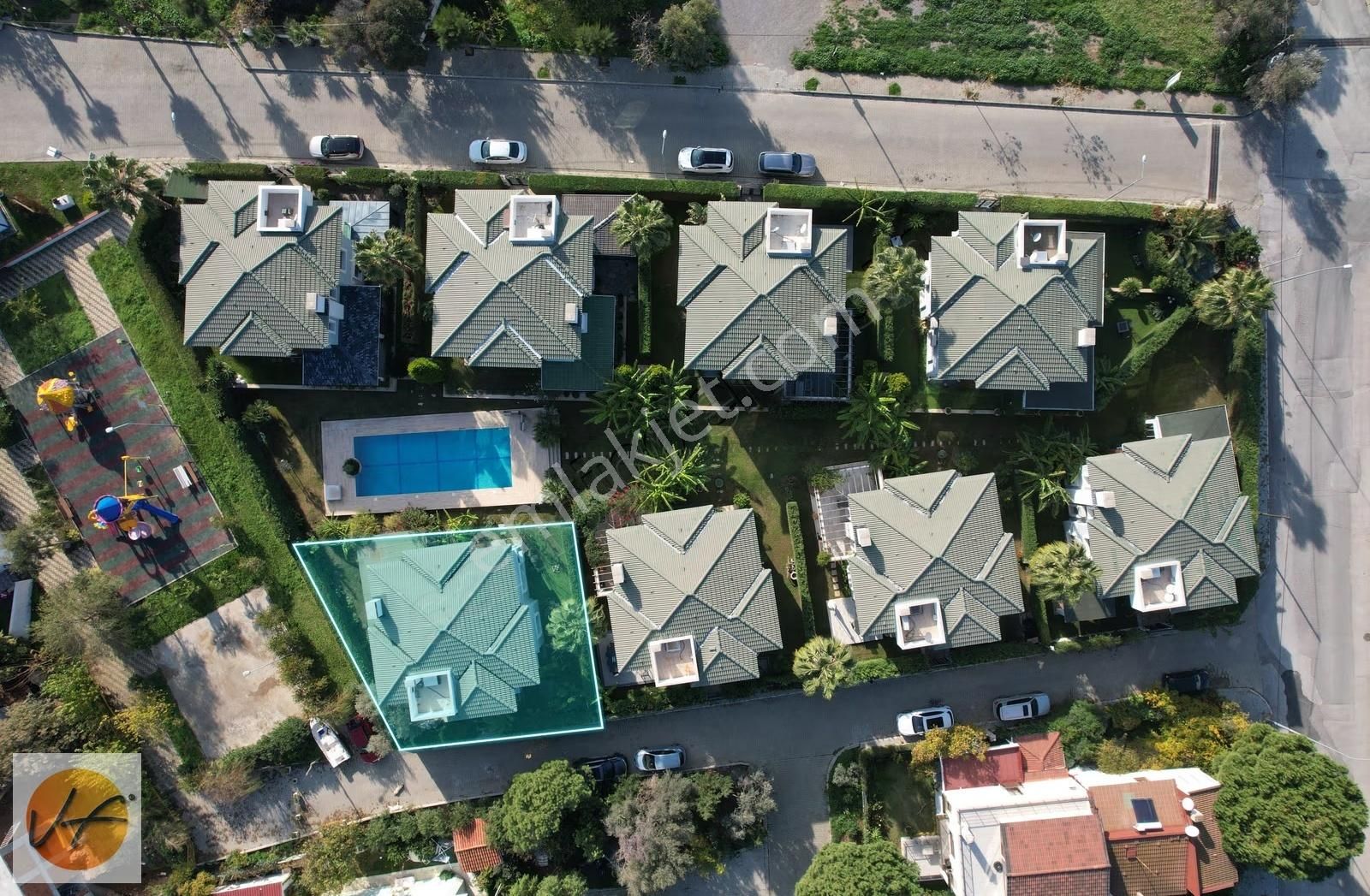 Güzelbahçe Yaka Konaklarında 5+2 Havuzlu Site İçinde Villa - Görsel 18