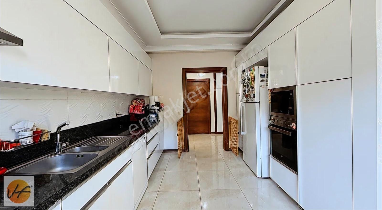 Güzelbahçe Yaka Konaklarında 5+2 Havuzlu Site İçinde Villa - Görsel 29