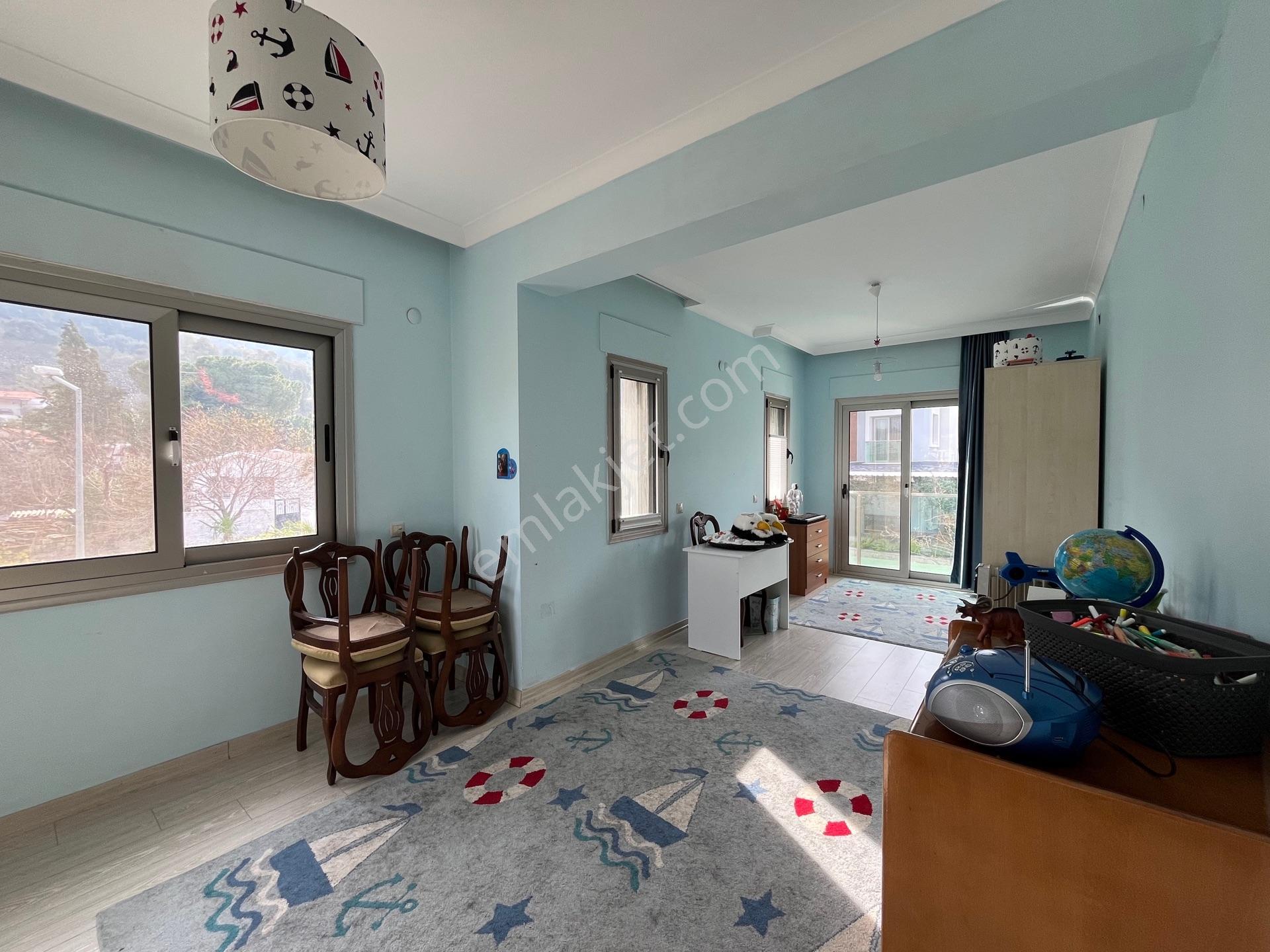 Güzelbahçe 5+2 Havuzlu Site İçerisinde Villa - Görsel 19