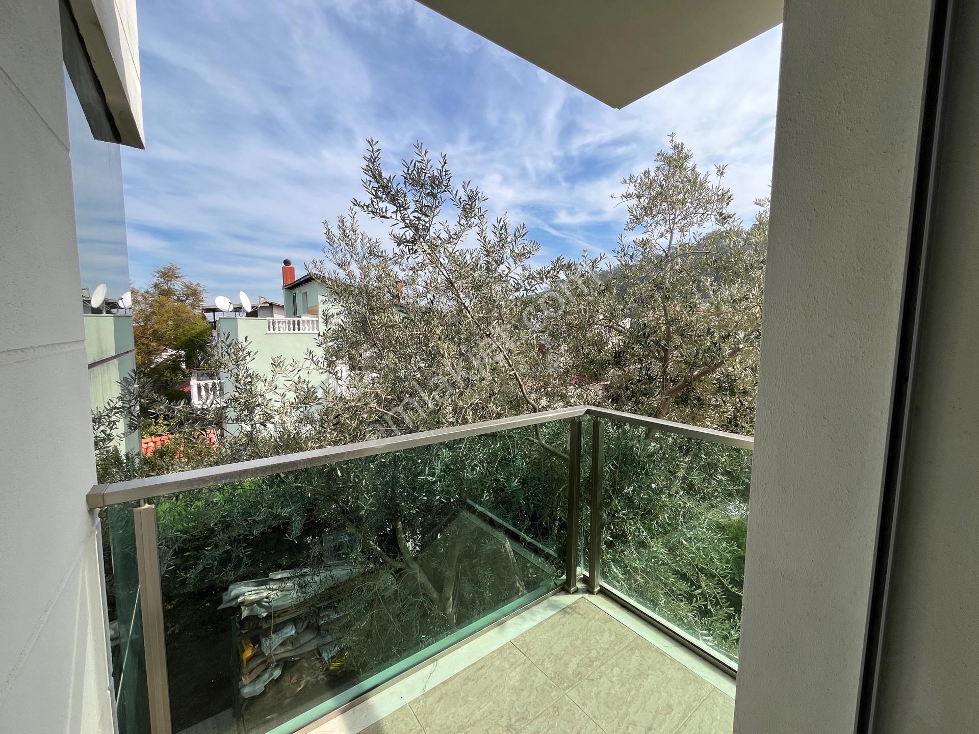 Güzelbahçe 5+2 Havuzlu Site İçerisinde Villa - Görsel 22