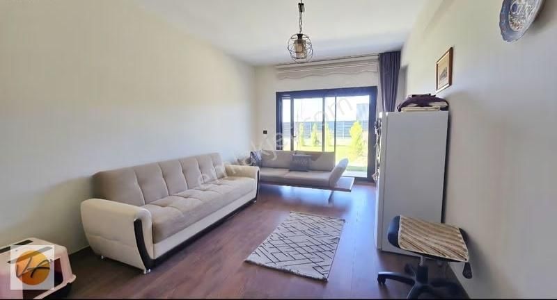 Foçaköy Yenibağarası Müstakil Havuzlu Villa - Görsel 8