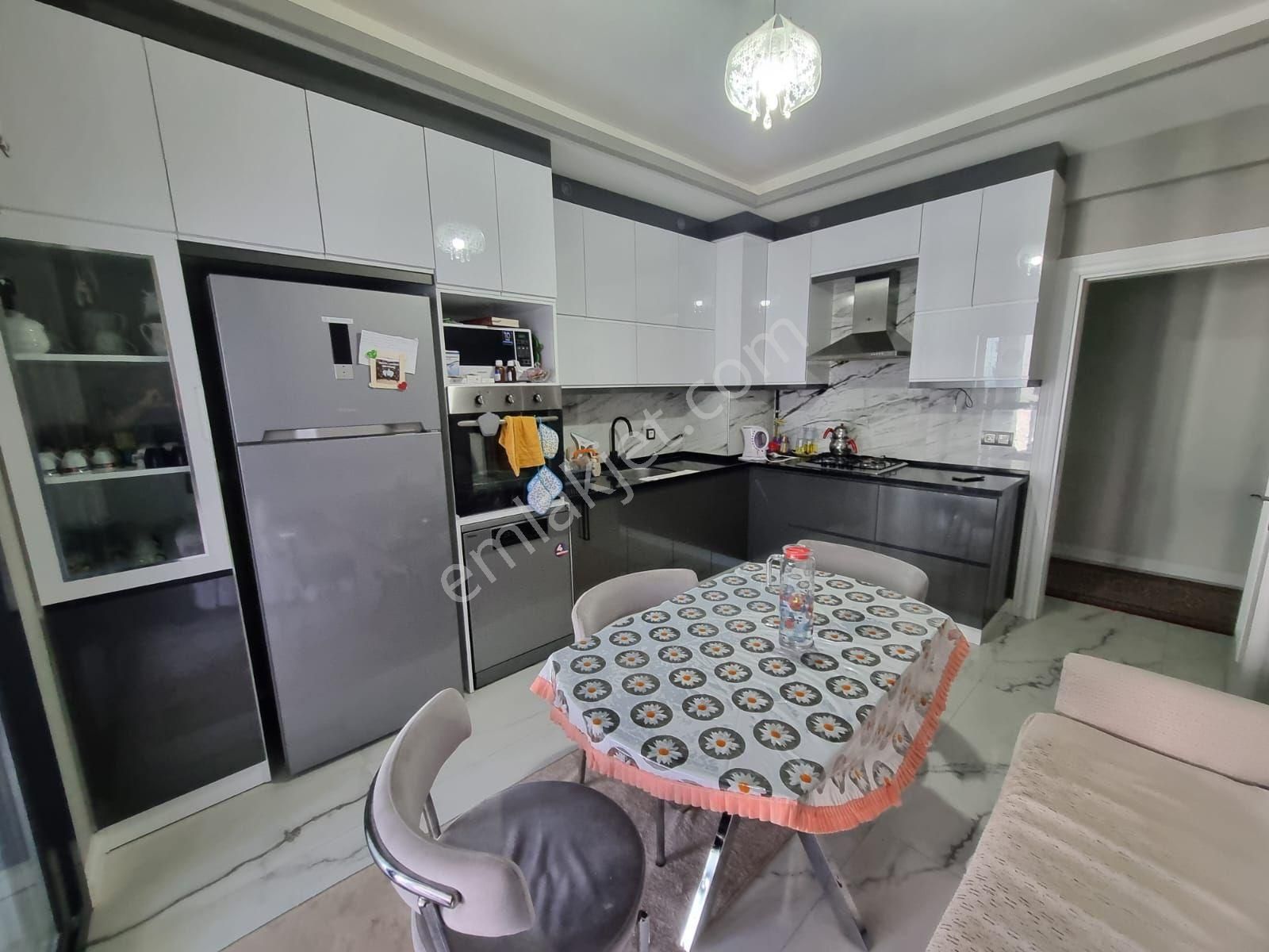 Kemalöz Mahallesinde Sancak Şehirde Ara Kat Akıllı Ev Sistemi